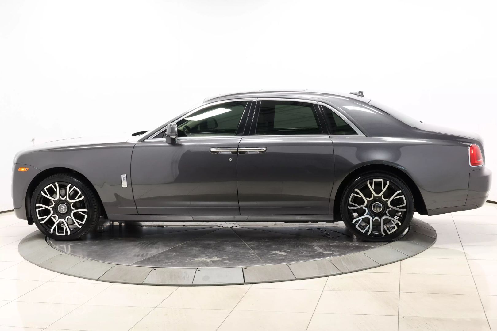 2015 Rolls-royce Ghost - Image 6