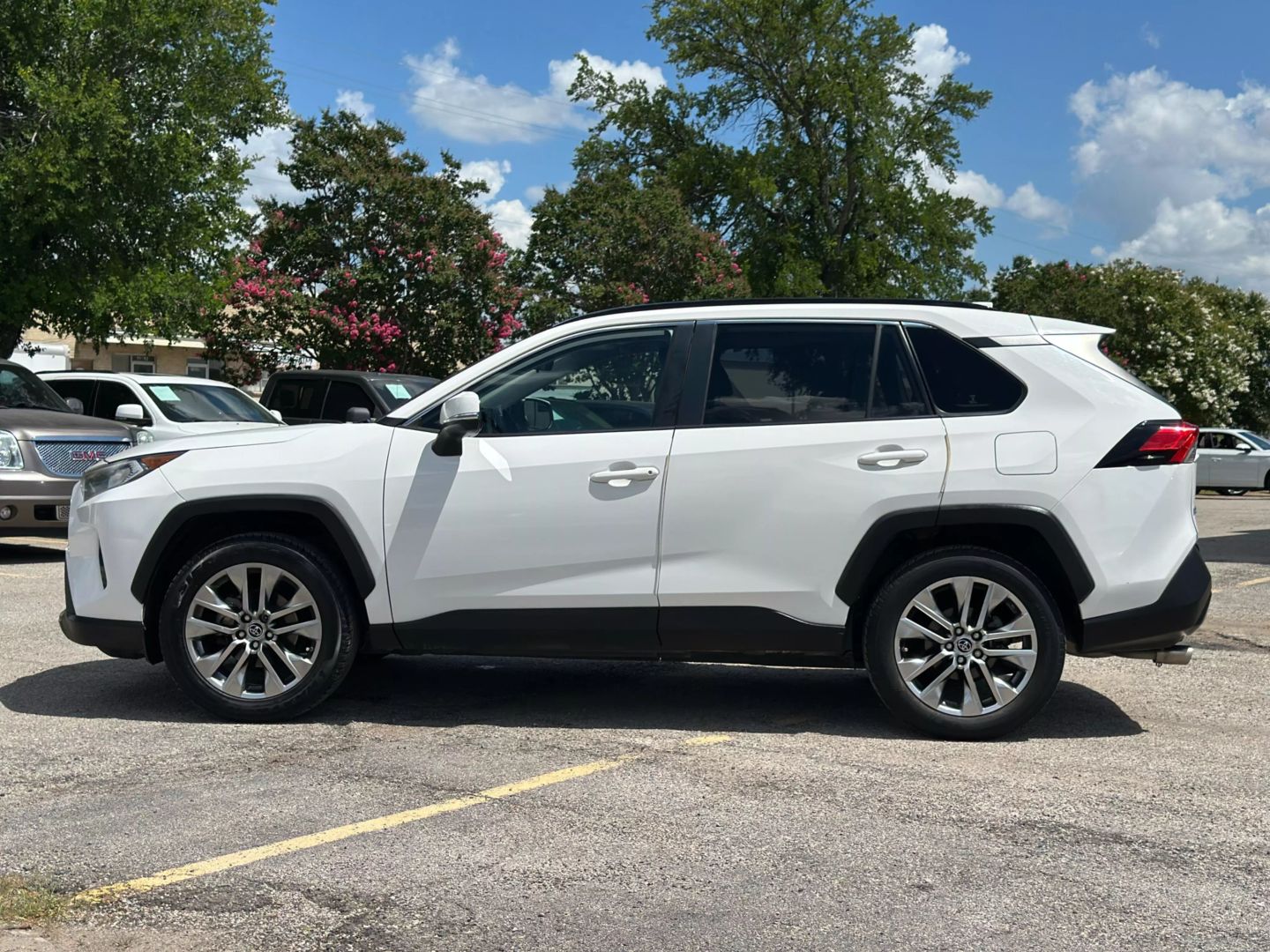2019 Toyota Rav4 - Image 3