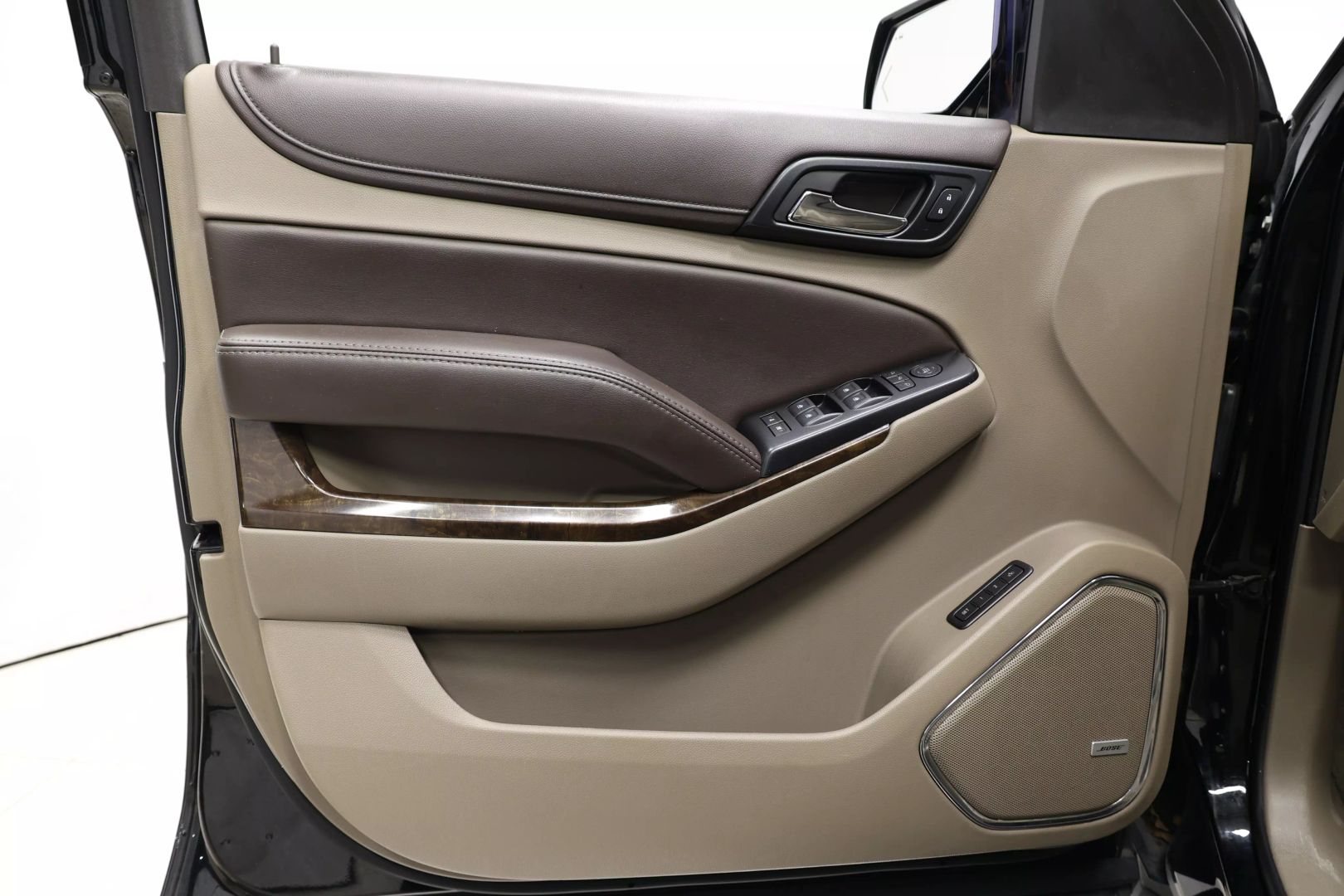 2016 Chevrolet Tahoe - Image 9