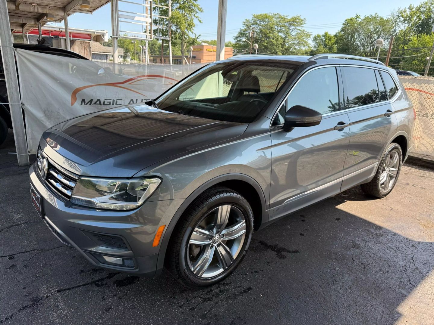 2020 Volkswagen Tiguan - Image 8