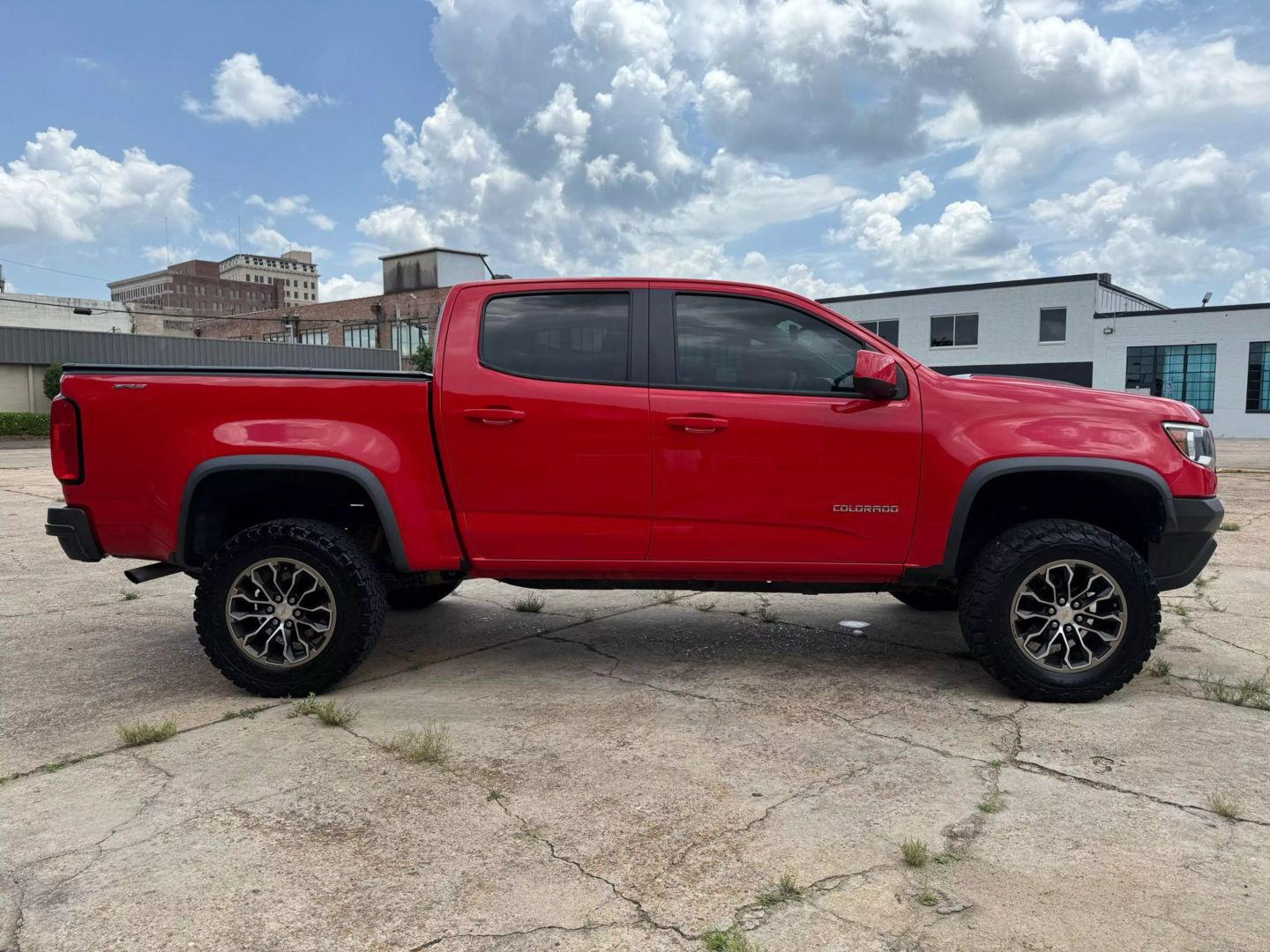 2018 Chevrolet Colorado Crew Cab - Image 8