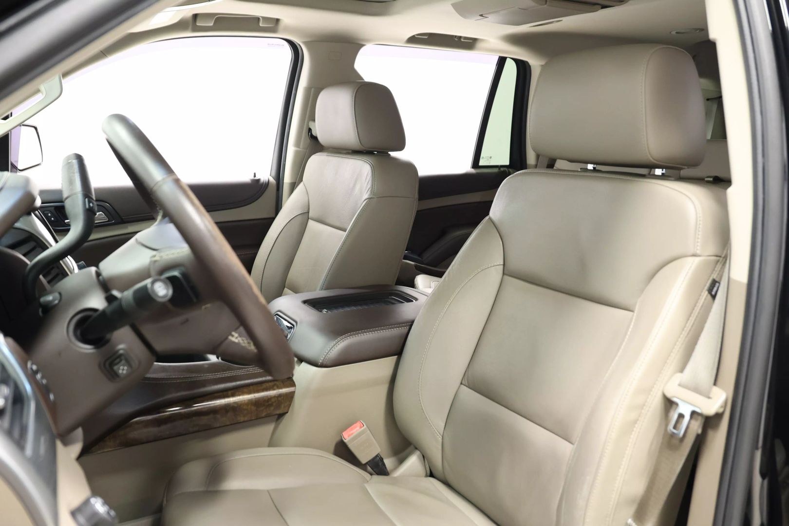 2016 Chevrolet Tahoe - Image 16