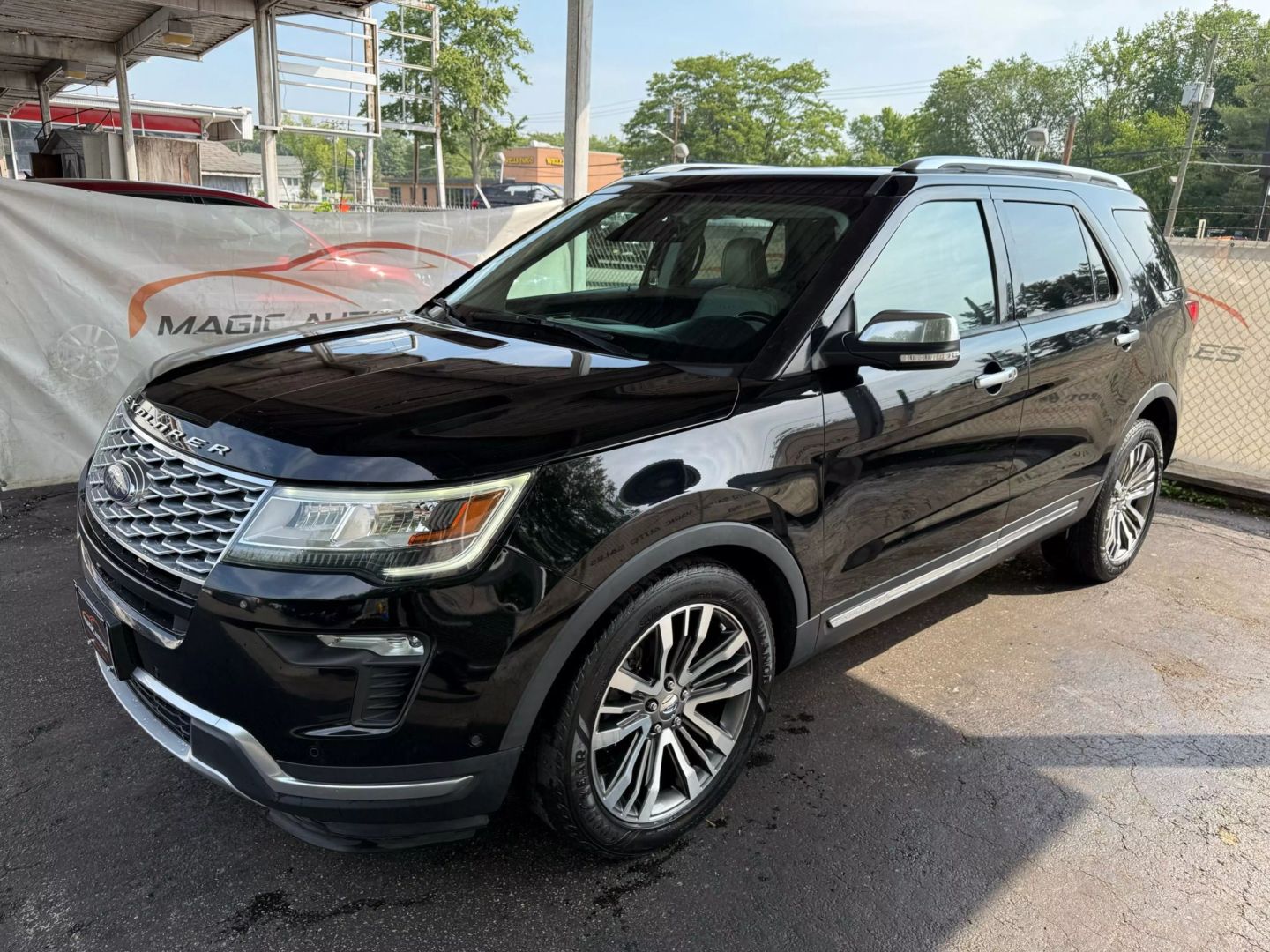2018 Ford Explorer - Image 8