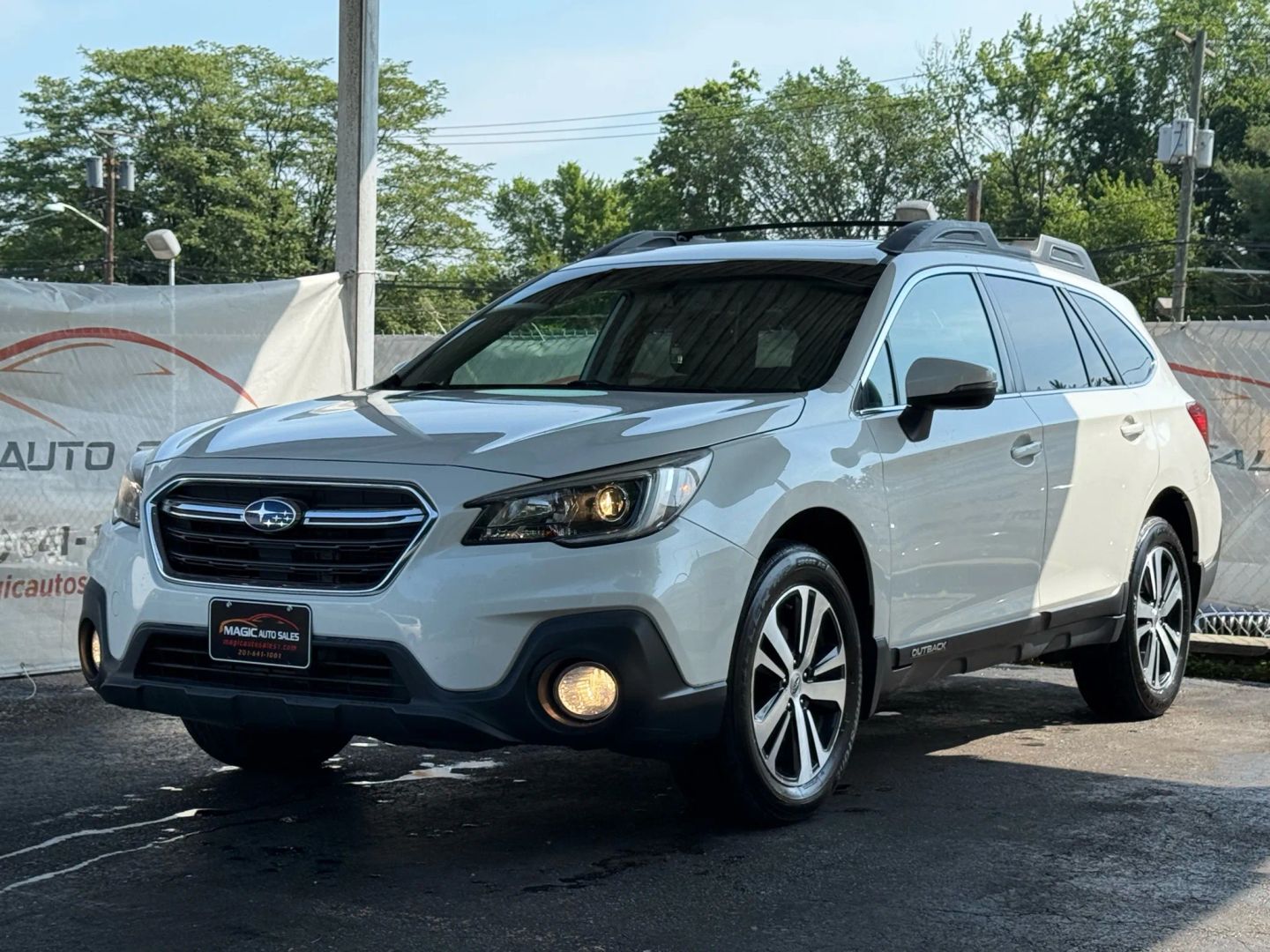 2018 Subaru Outback - Image 3