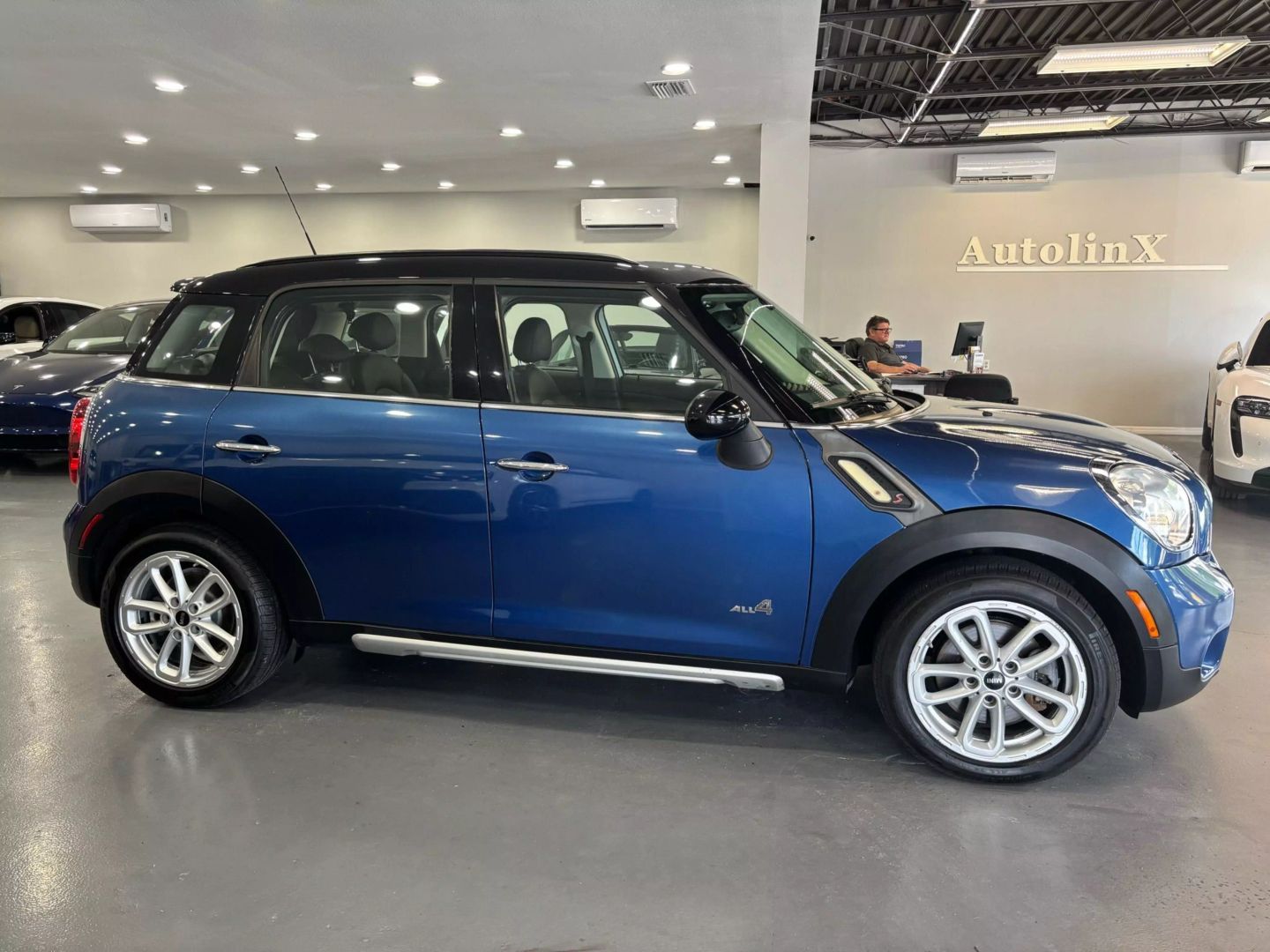 2015 Mini Countryman Cooper S All4 Hatchback 4d - Image 8
