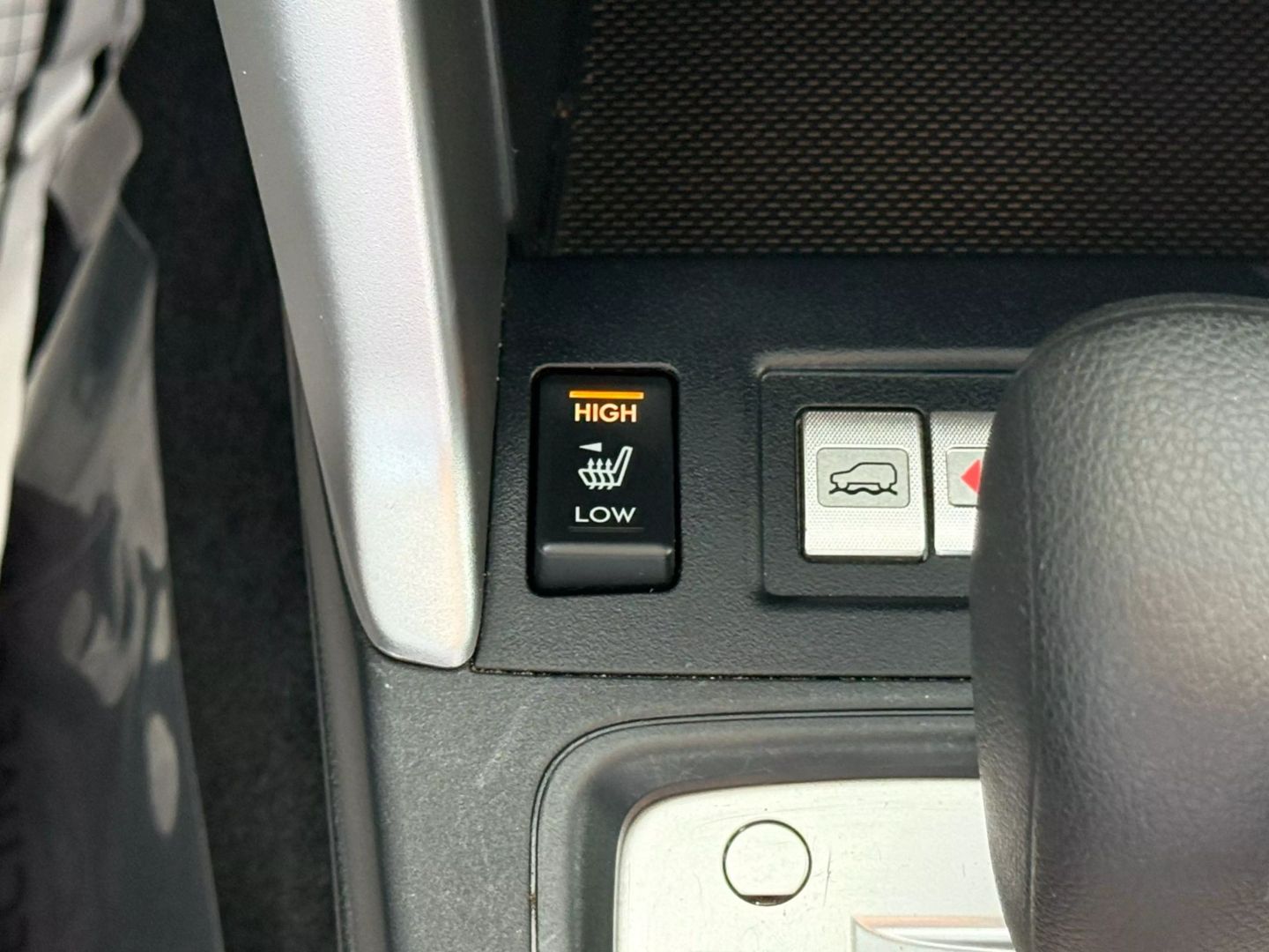 2017 Subaru Forester - Image 30
