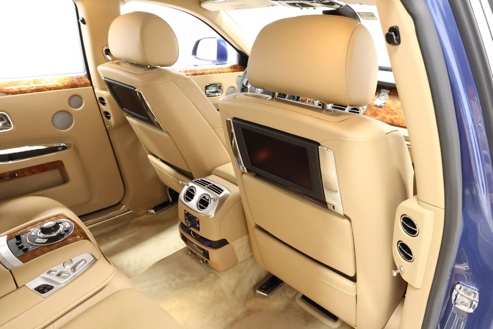 2010 Rolls-royce Ghost - Image 86