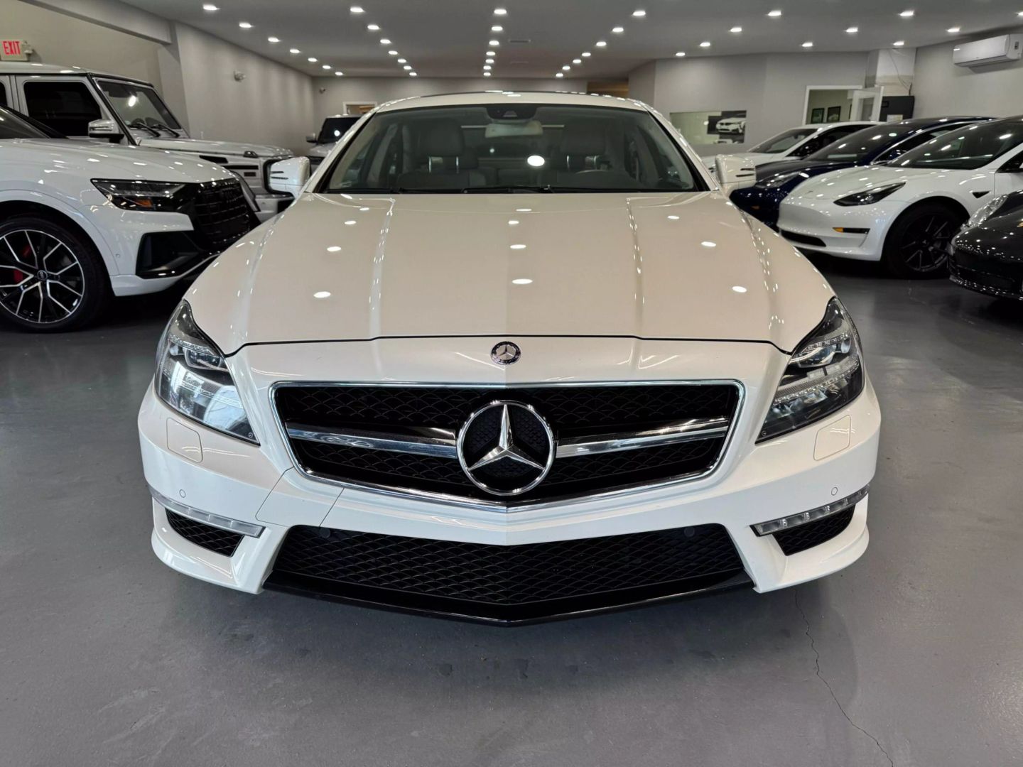 2012 Mercedes-benz Cls-class Cls 63 Amg Coupe 4d - Image 2