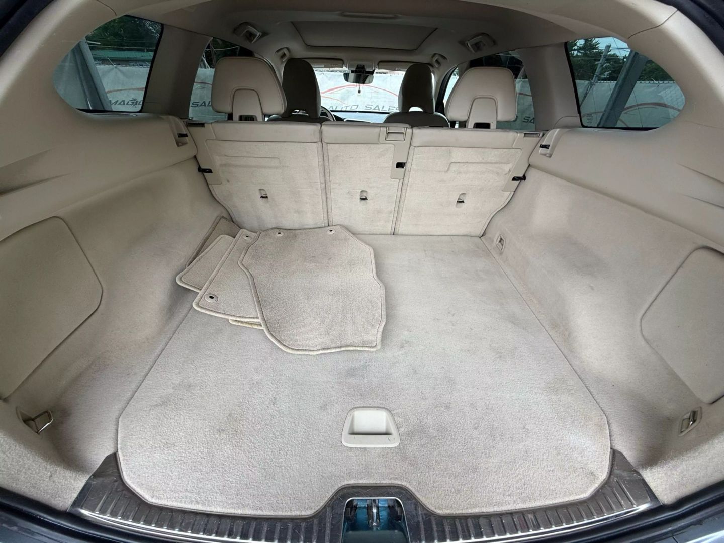 2016 Volvo Xc60 - Image 20