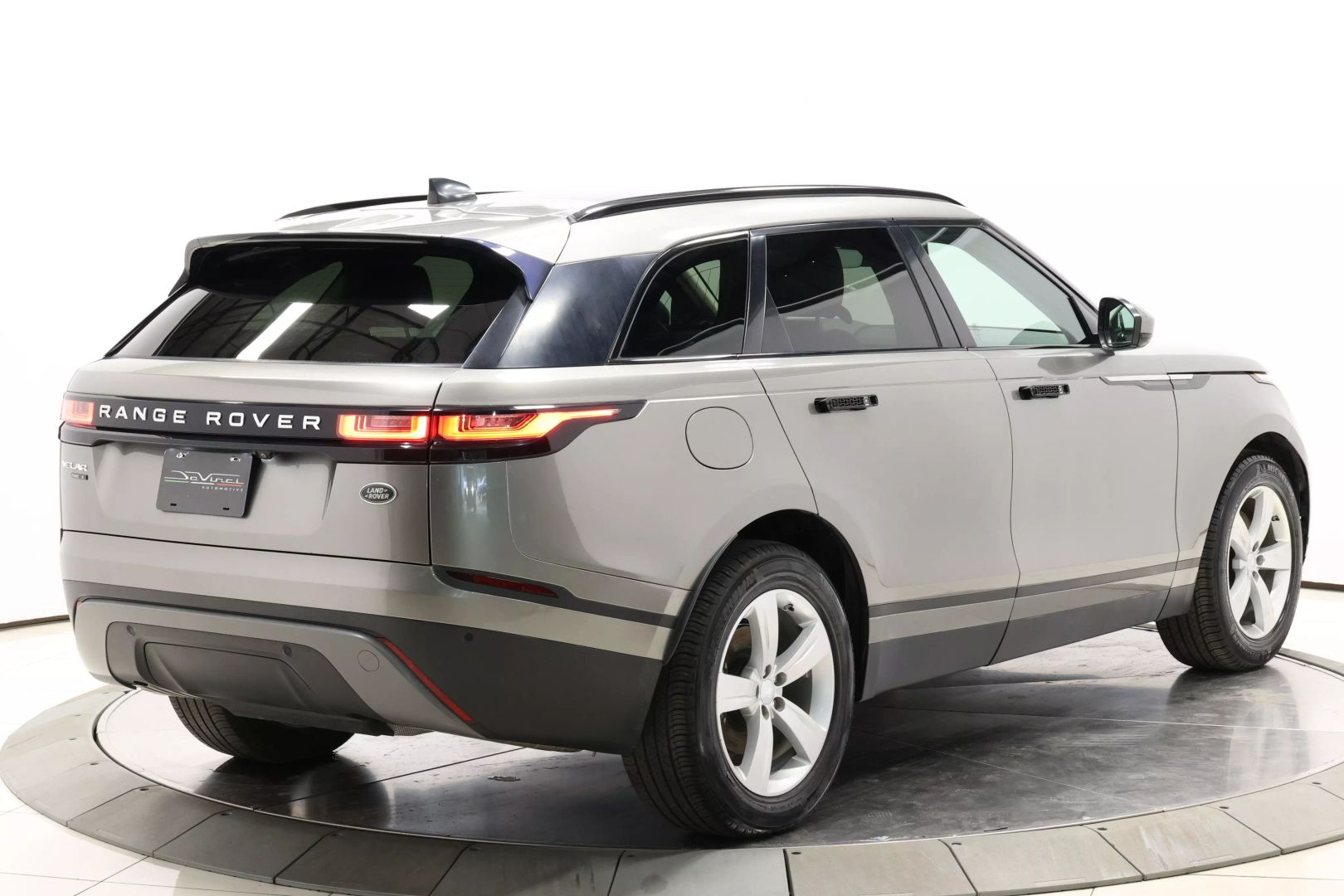 2019 Land Rover Range Rover Velar - Image 62