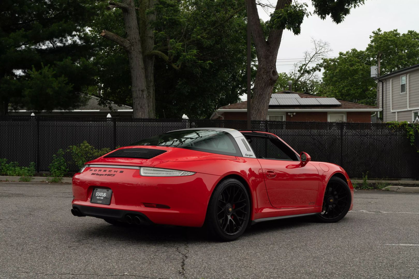 2016 Porsche 911 - Image 32