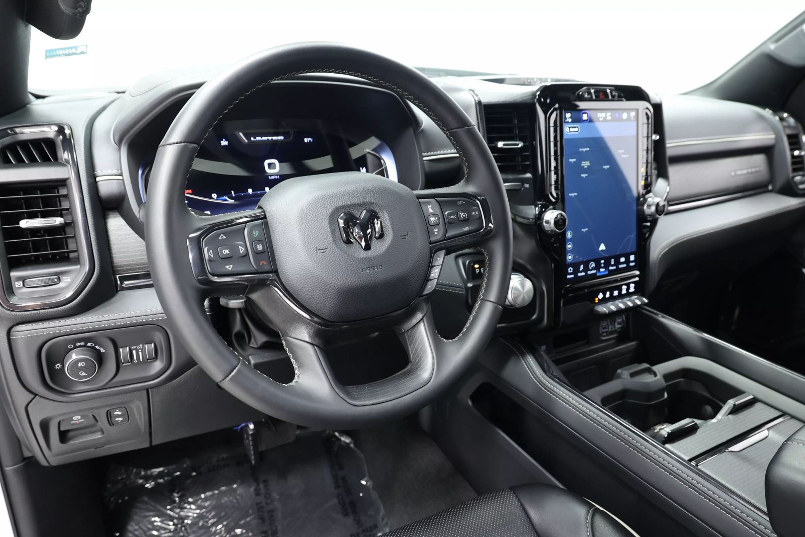2023 Ram 1500 Crew Cab - Image 2