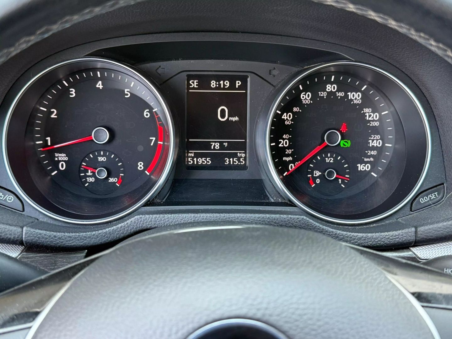2017 Volkswagen Passat - Image 32
