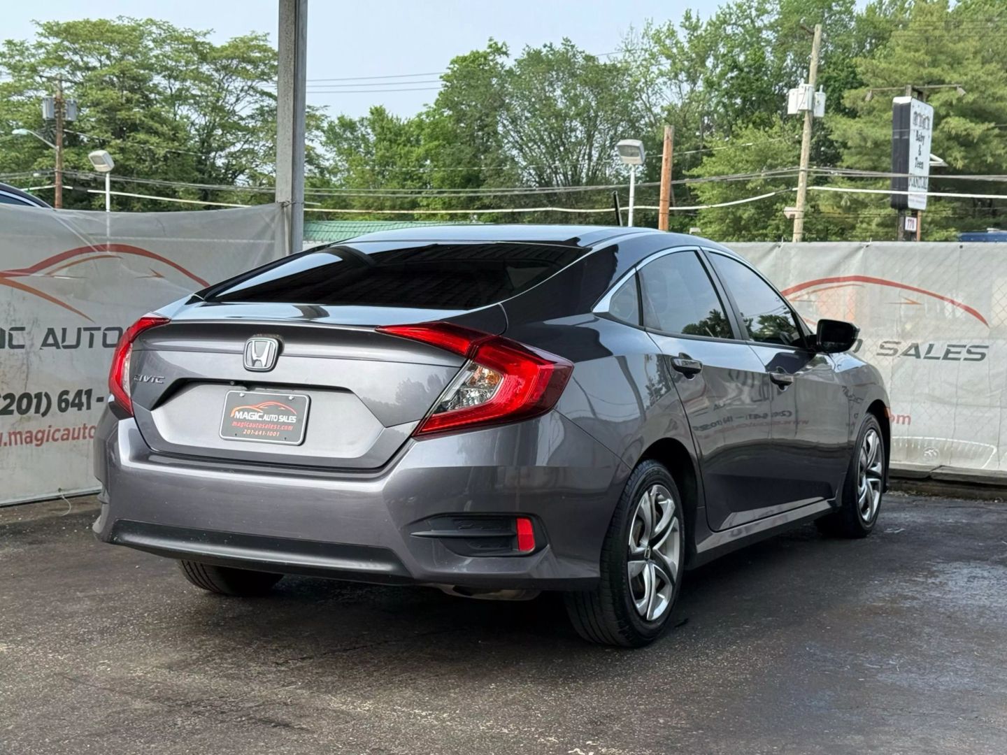 2018 Honda Civic - Image 9
