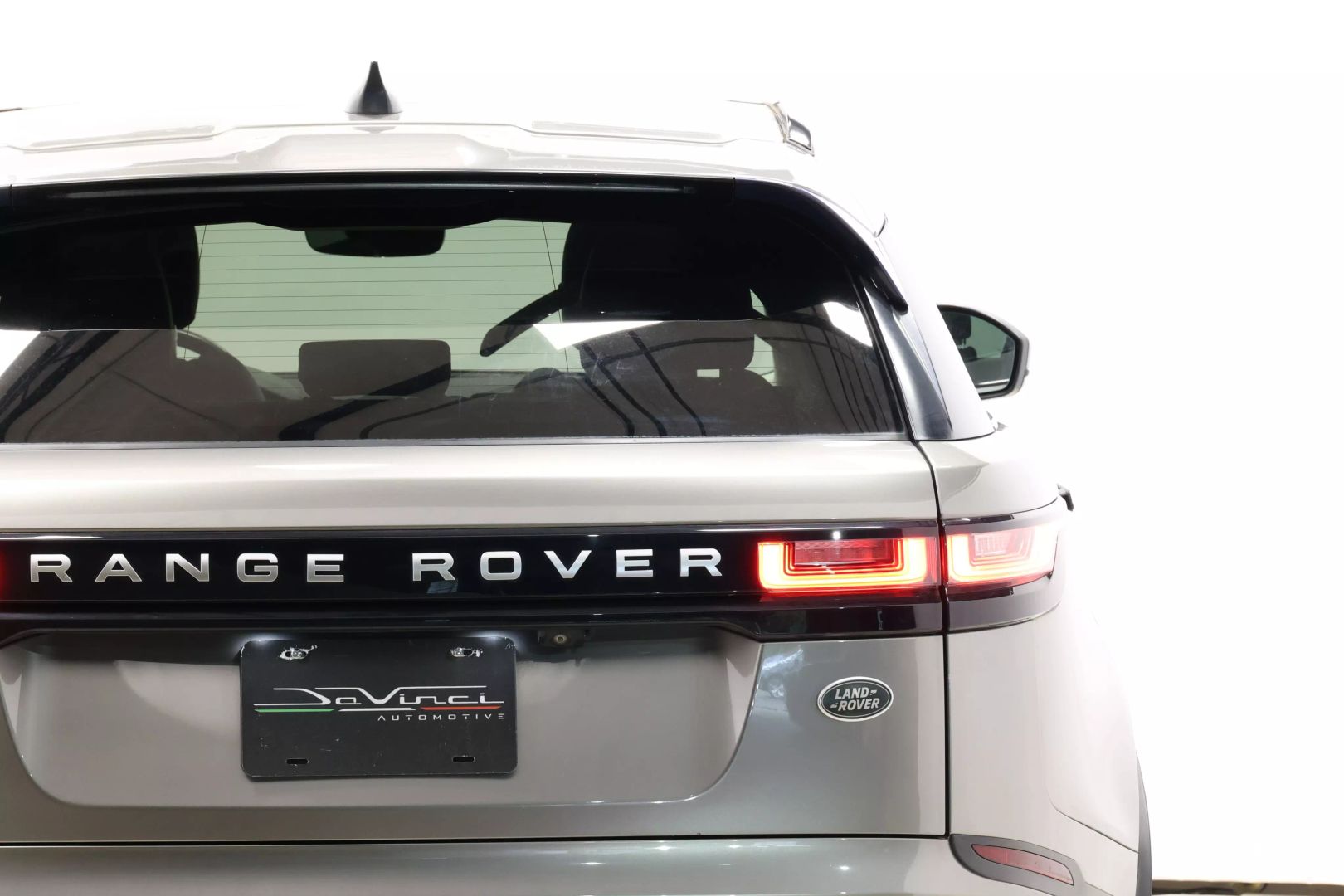 2019 Land Rover Range Rover Velar - Image 57