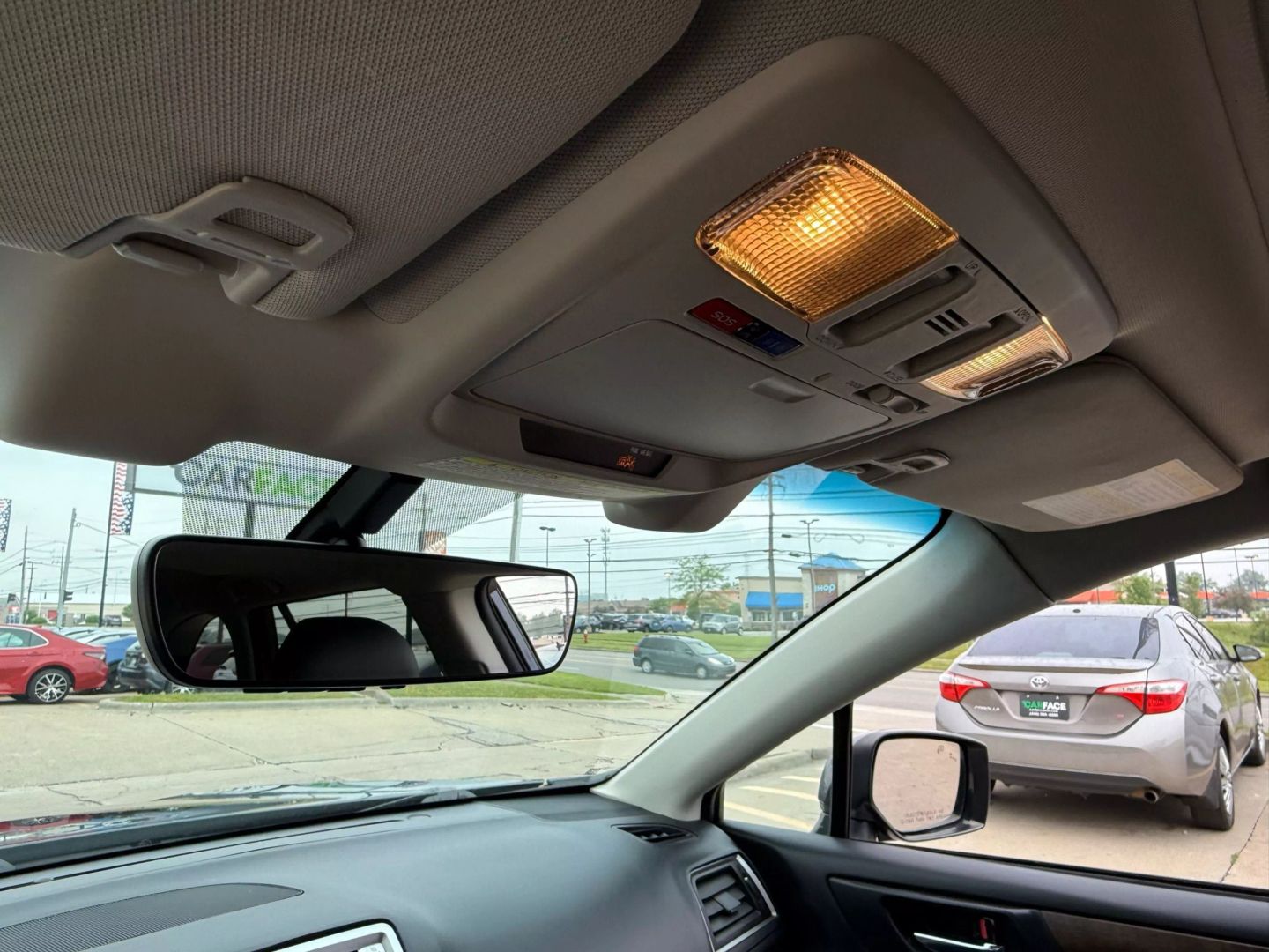 2017 Subaru Outback - Image 46
