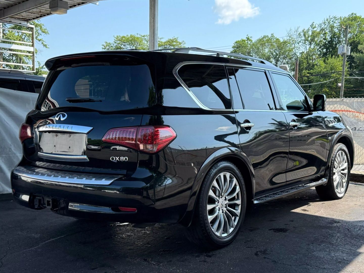 2016 Infiniti Qx80 - Image 11