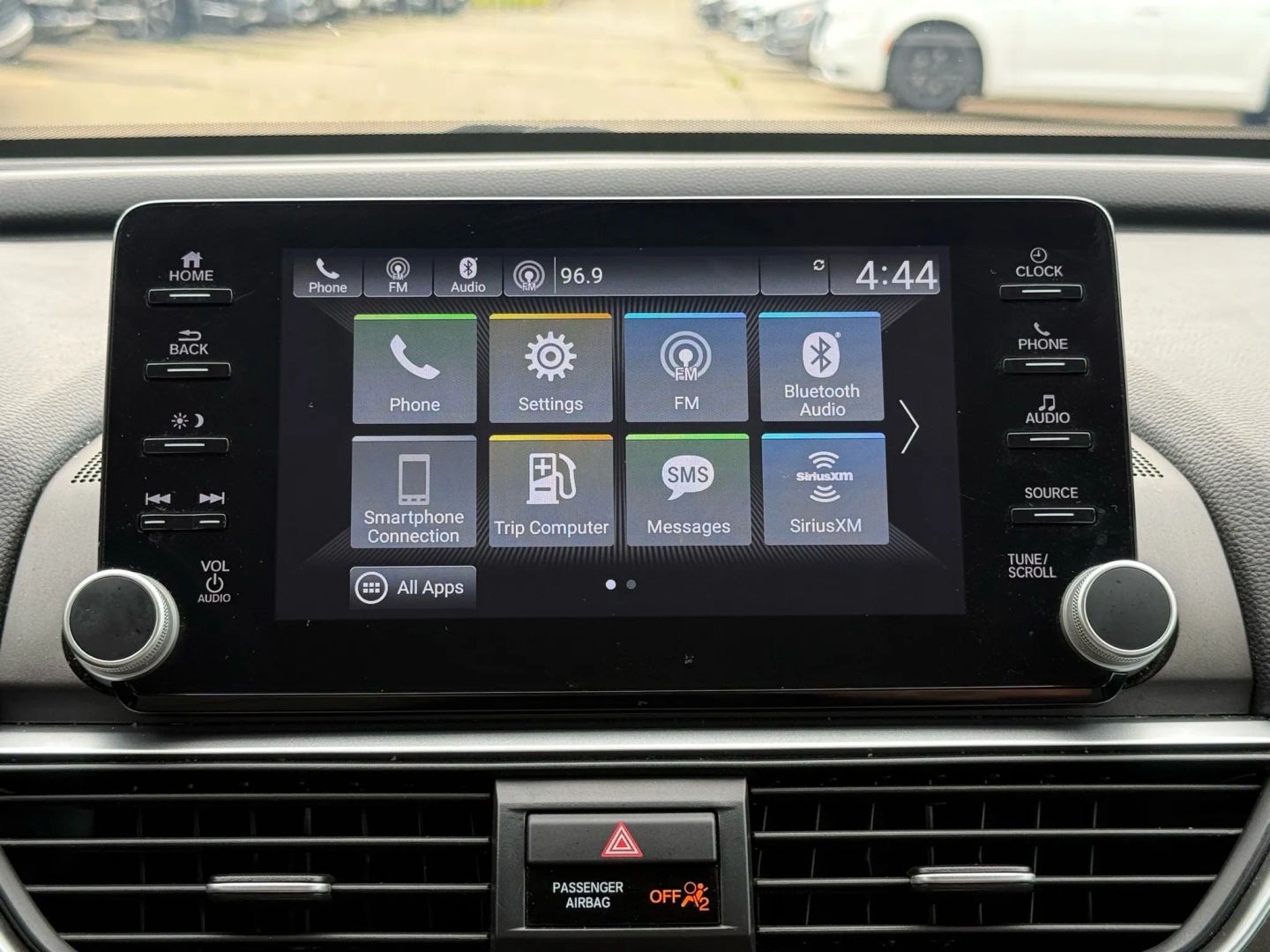 2019 Honda Accord - Image 31