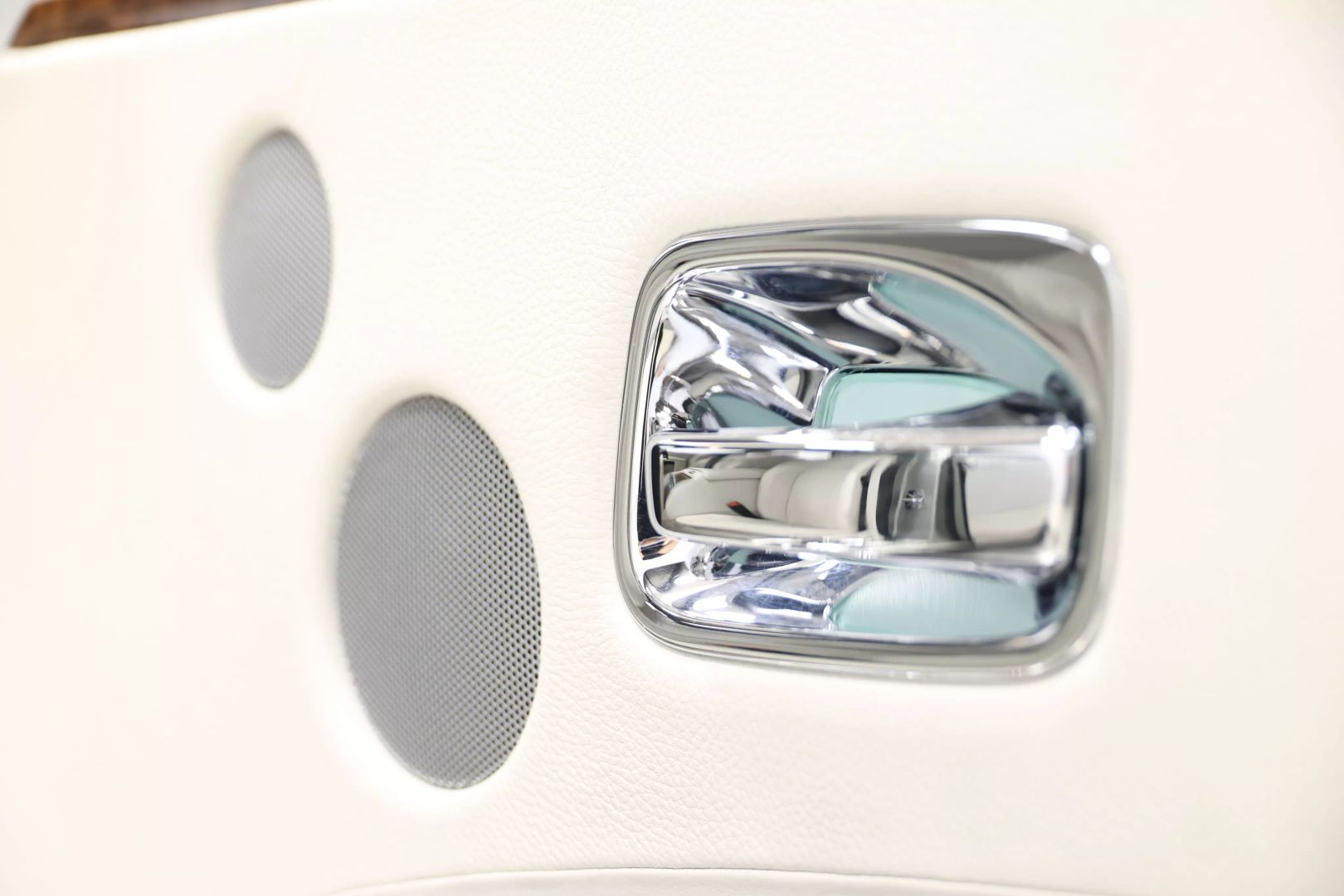 2012 Rolls-royce Ghost - Image 101