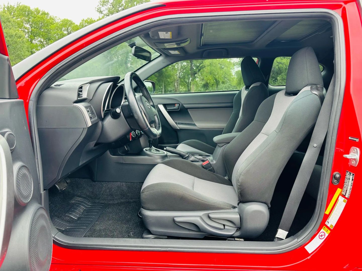 2014 Scion Tc - Image 13