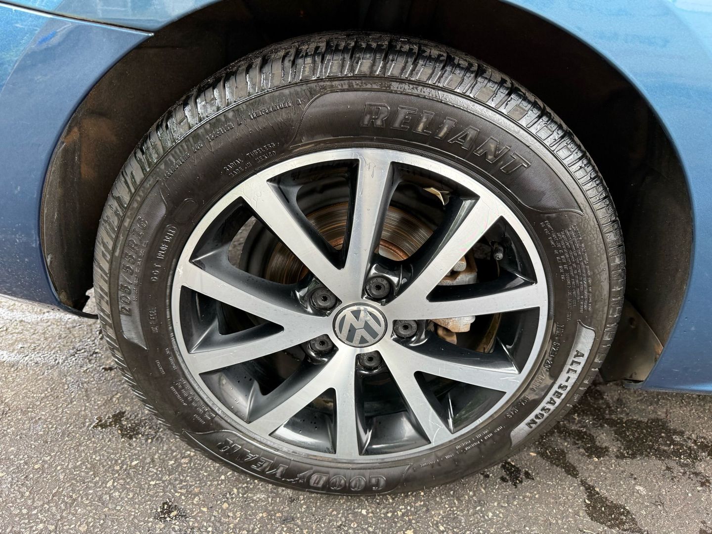 2017 Volkswagen Jetta - Image 46