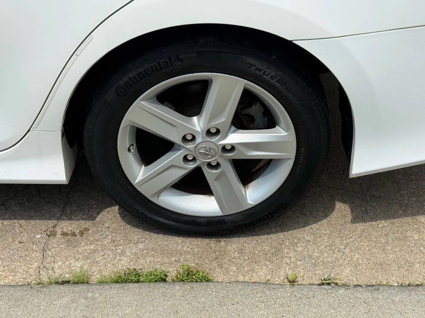 2013 Toyota Camry - Image 43