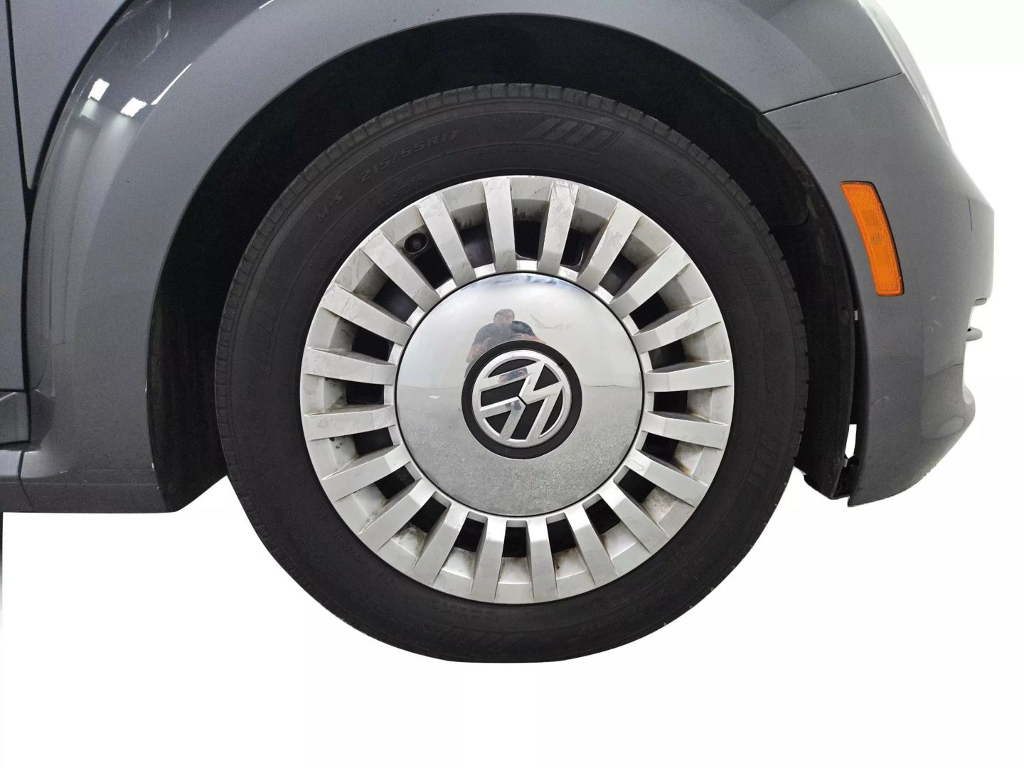 2016 Volkswagen Beetle - Image 19