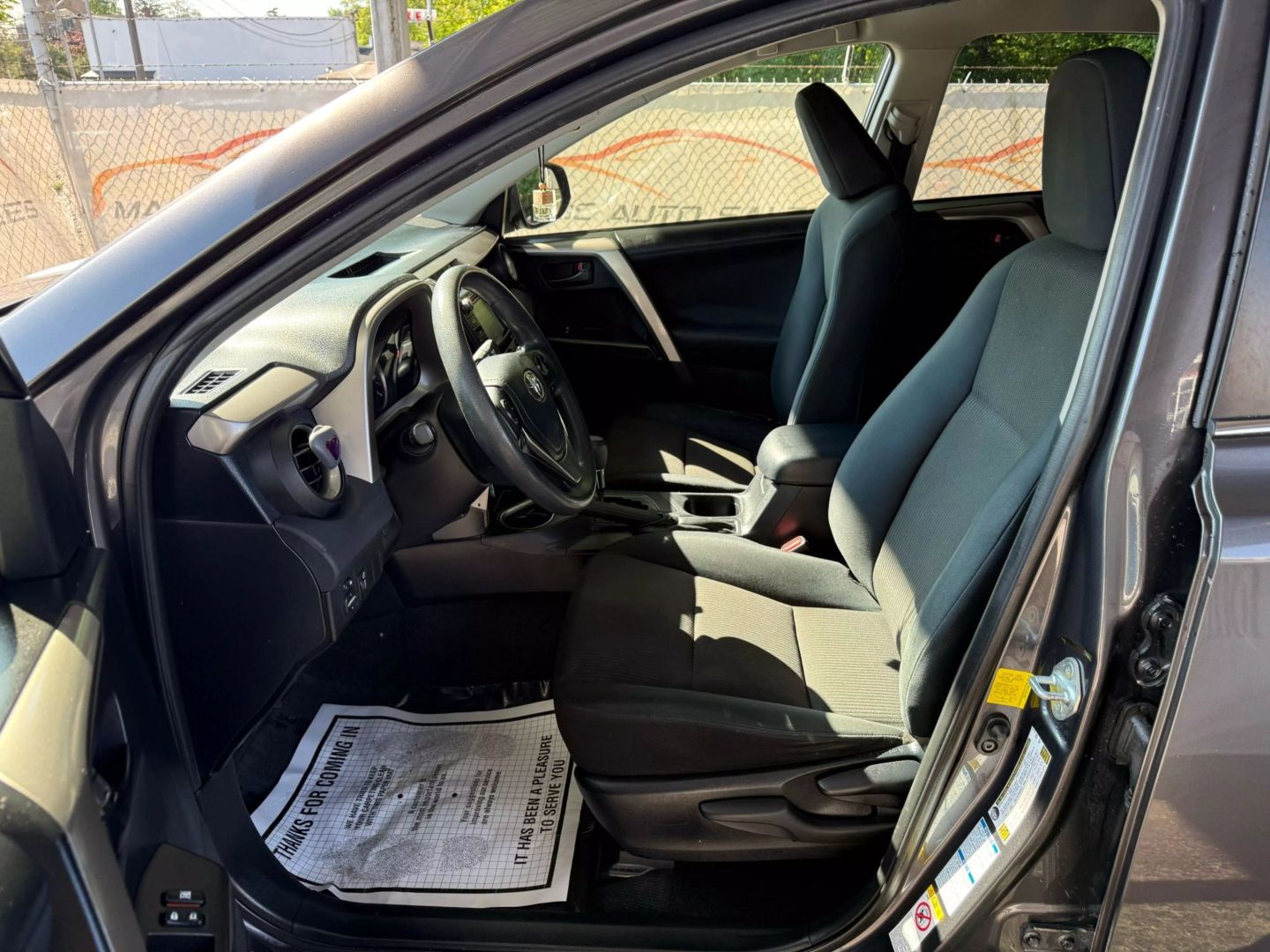 2016 Toyota Rav4 - Image 15