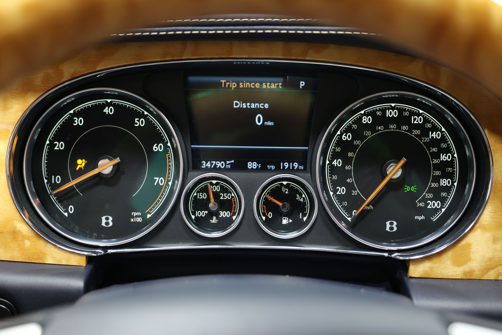 2017 Bentley Flying Spur - Image 30