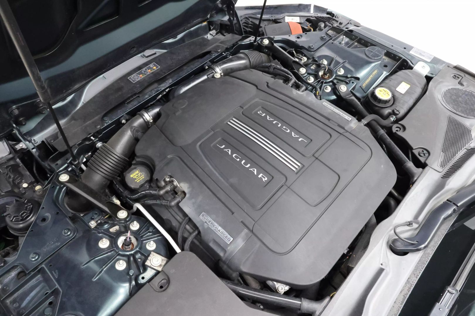 2015 Jaguar F-type - Image 72