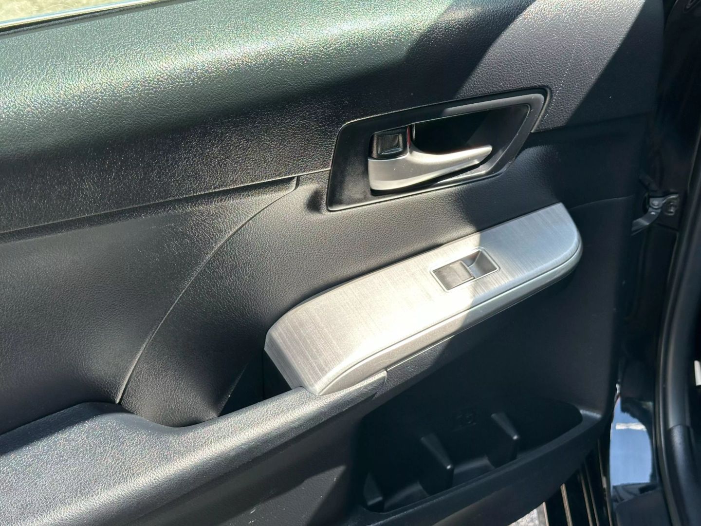 2014 Toyota Camry - Image 16
