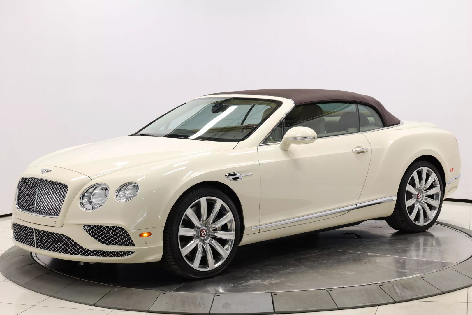 2016 Bentley Continental - Image 94