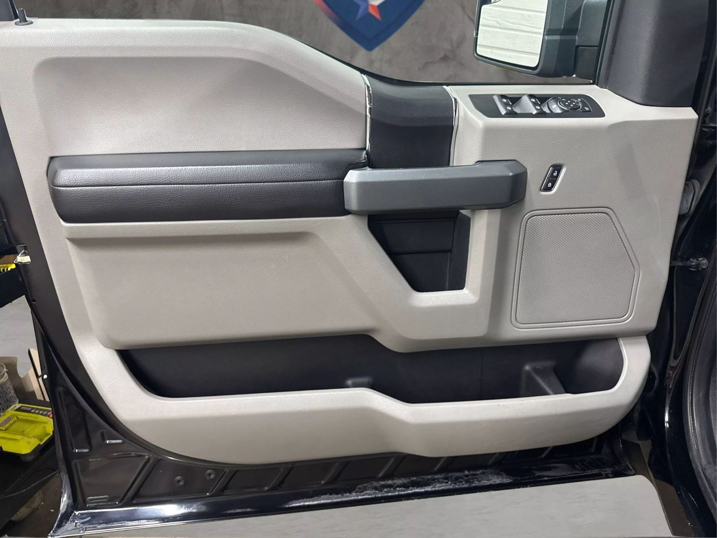 2017 Ford F150 Supercrew Cab - Image 32