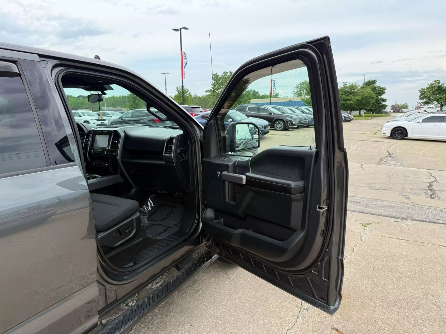 2019 Ford F150 Supercrew Cab - Image 23
