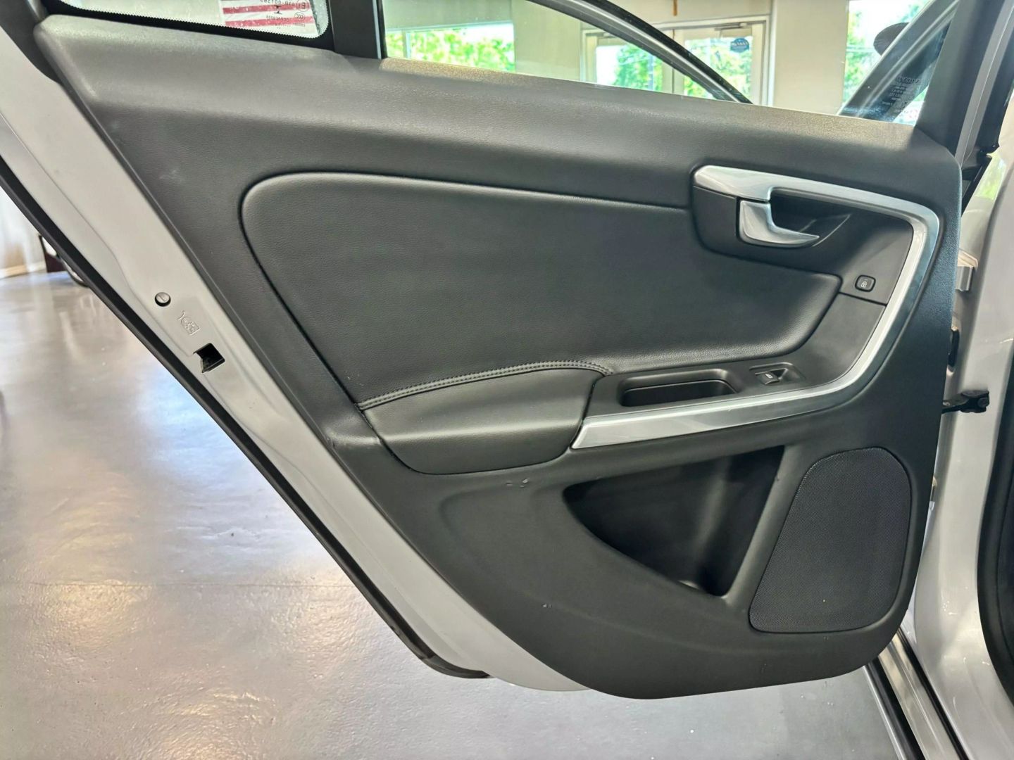 2015 Volvo S60 T5 Premier Sedan 4d (2015.5) - Image 28
