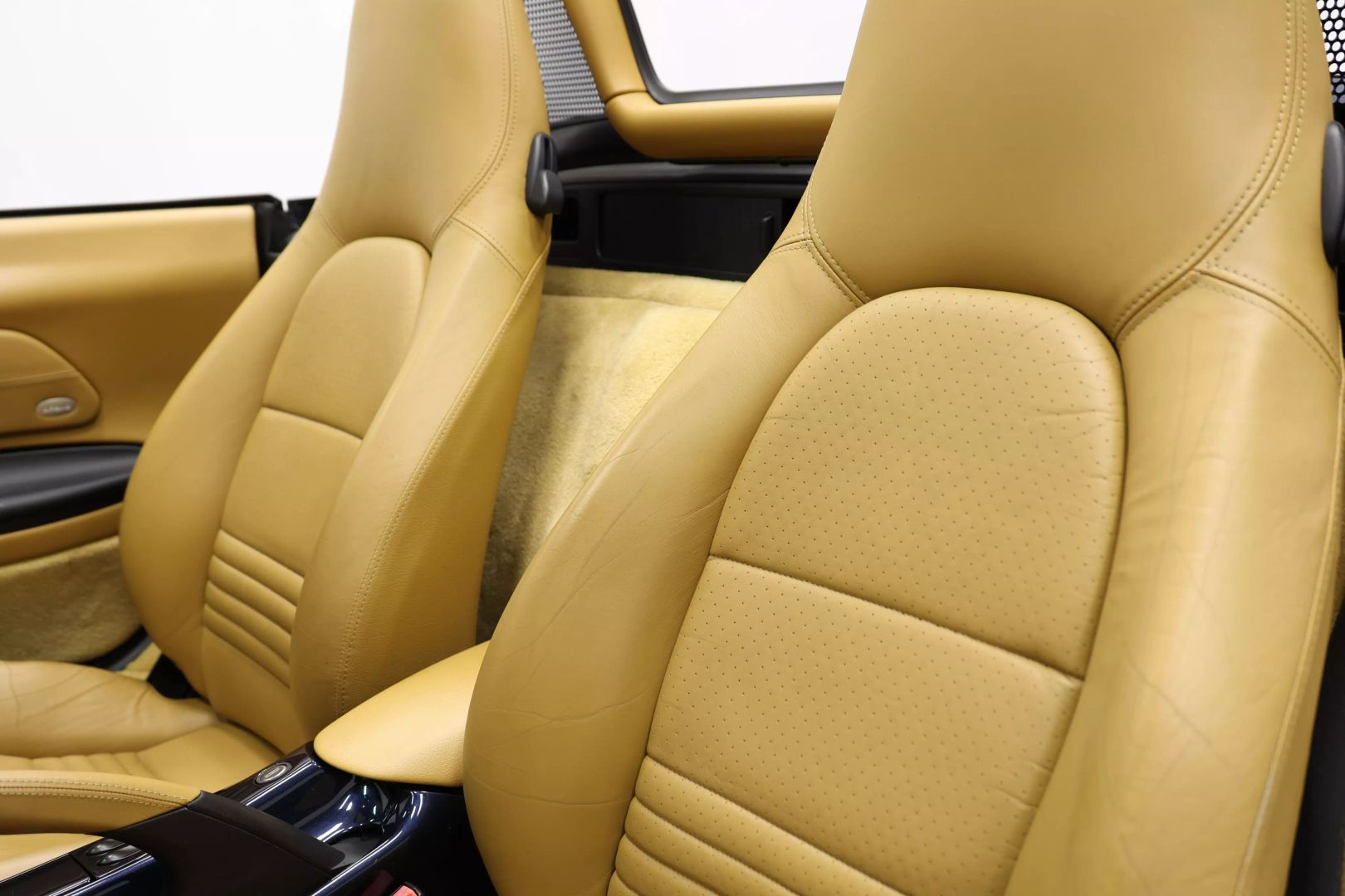 2003 Porsche Boxster - Image 17