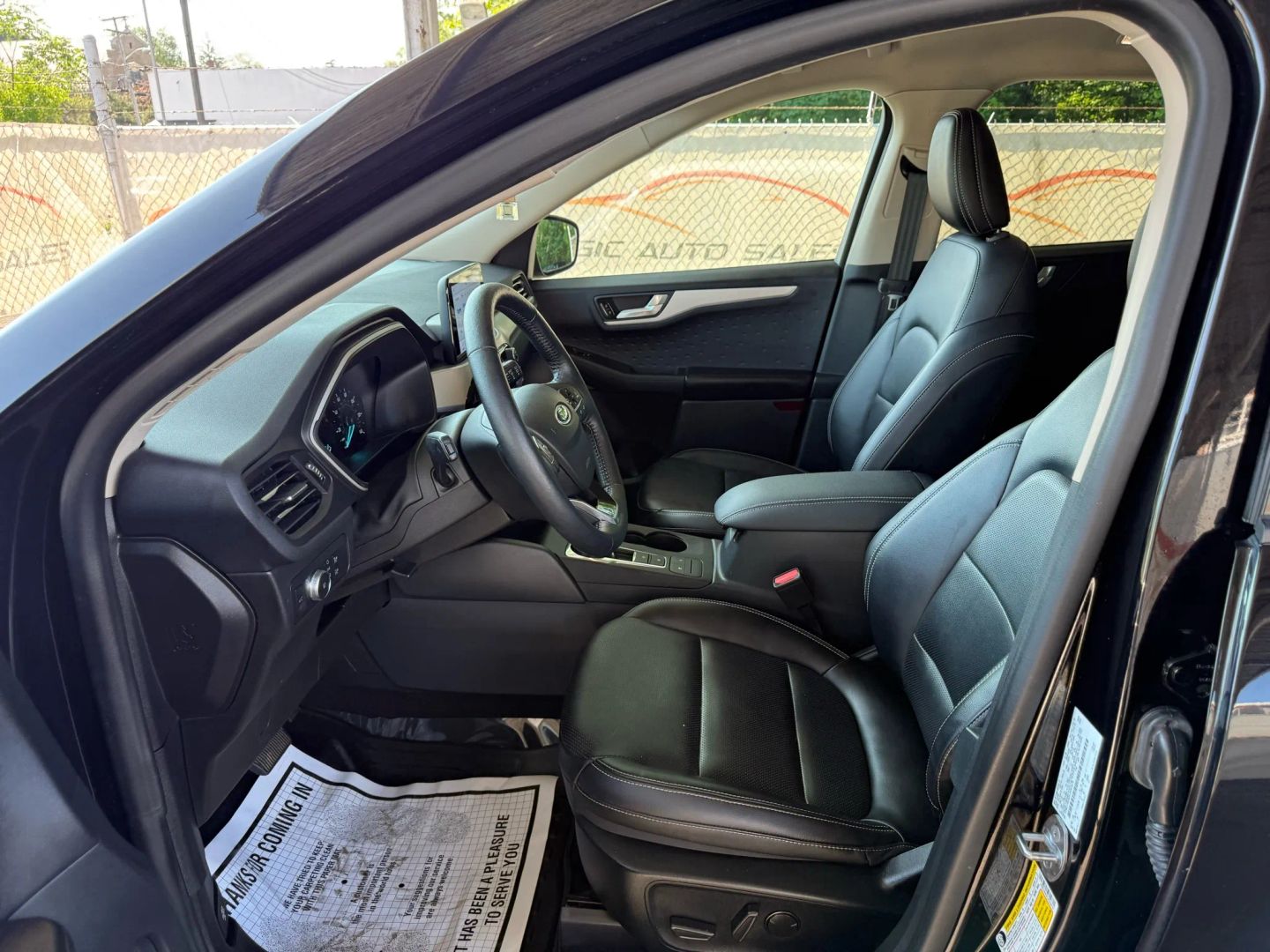 2020 Ford Escape - Image 15