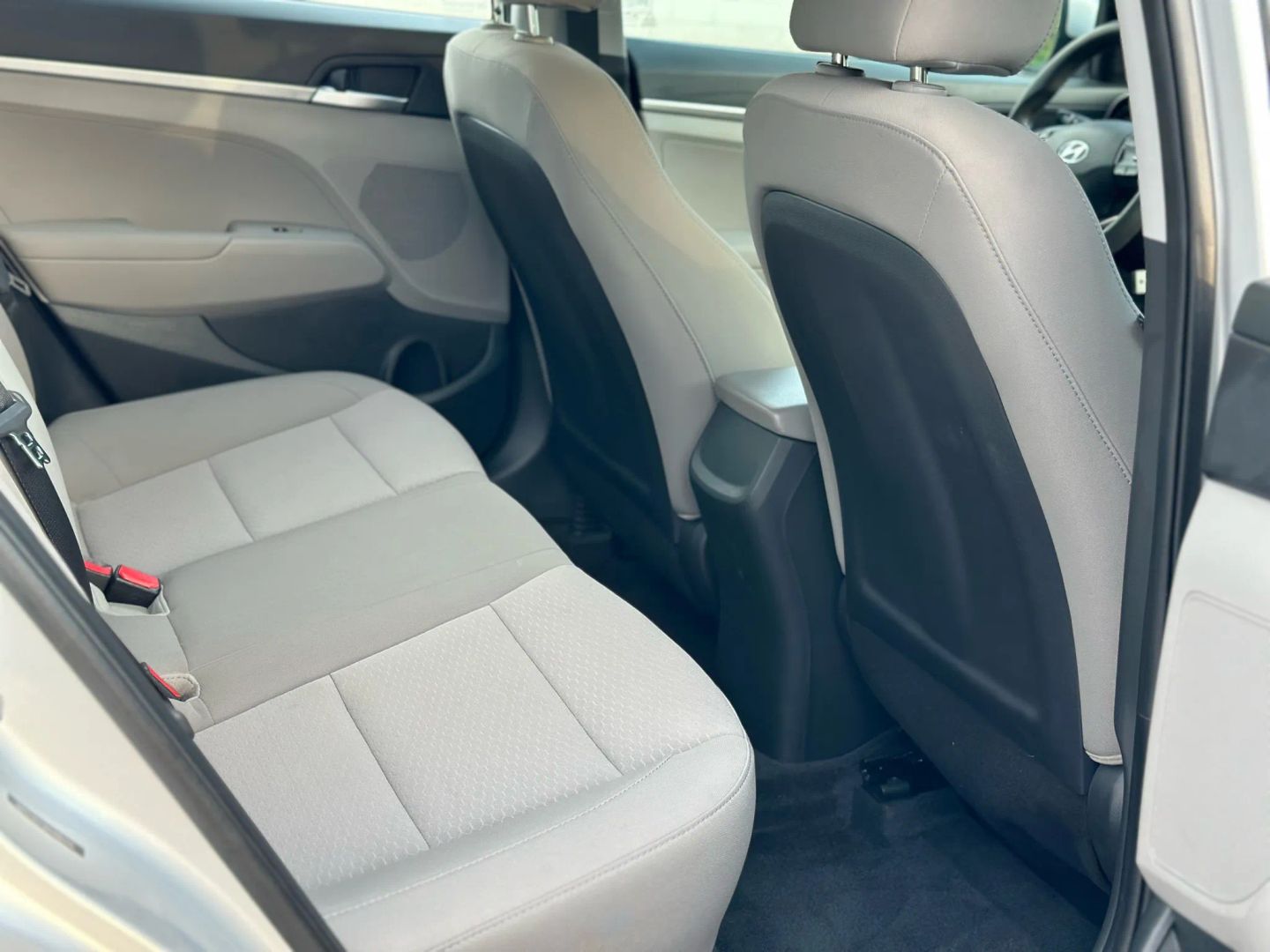 2019 HYUNDAI ELANTRA SEDAN 4-CYL, 2.0 LITER SE SEDAN 4D