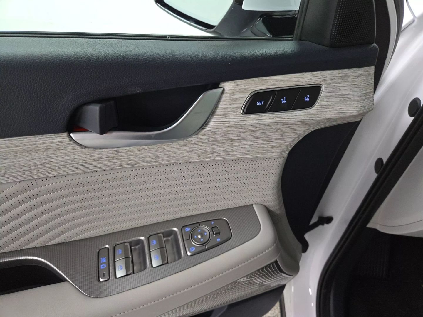 2025 Hyundai Palisade - Image 26