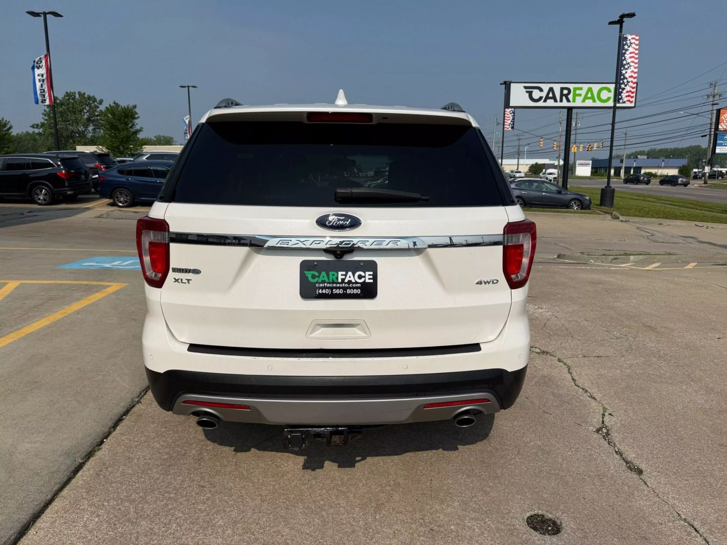 2016 Ford Explorer - Image 9