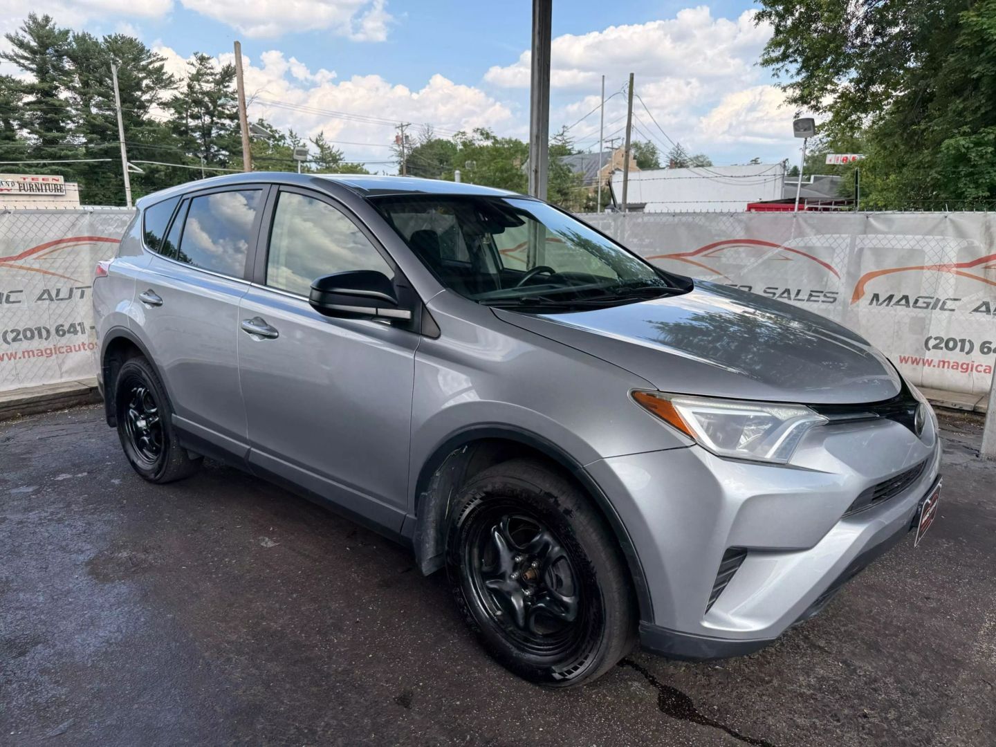 2018 Toyota Rav4 - Image 8