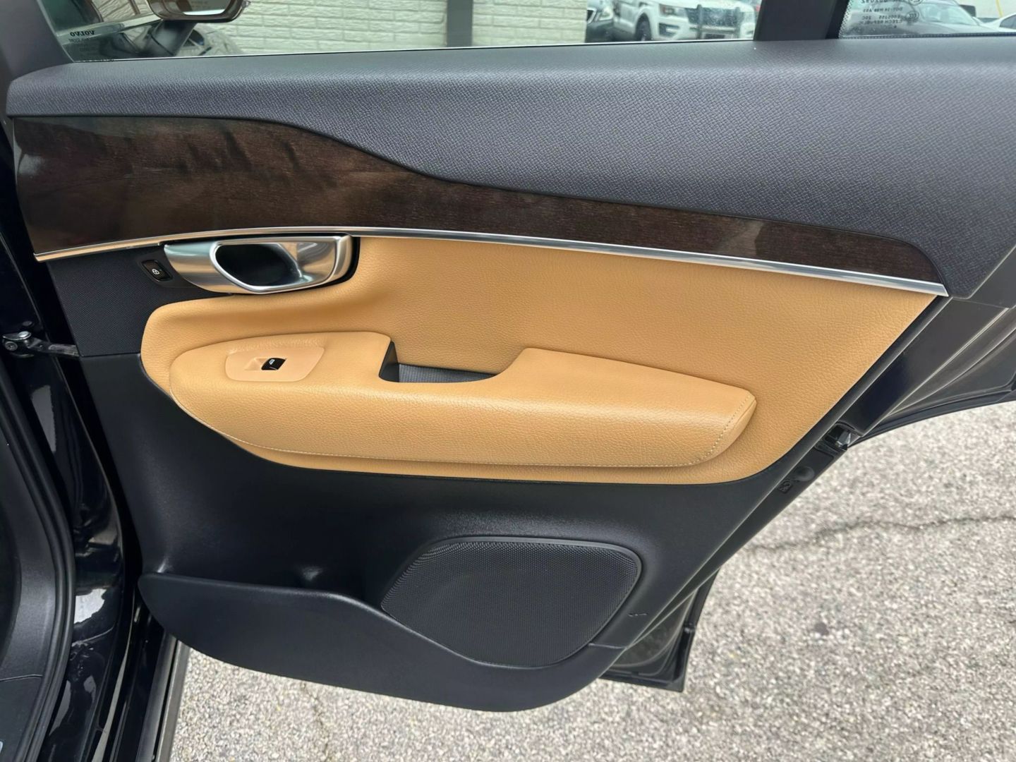 2017 Volvo Xc90 - Image 28