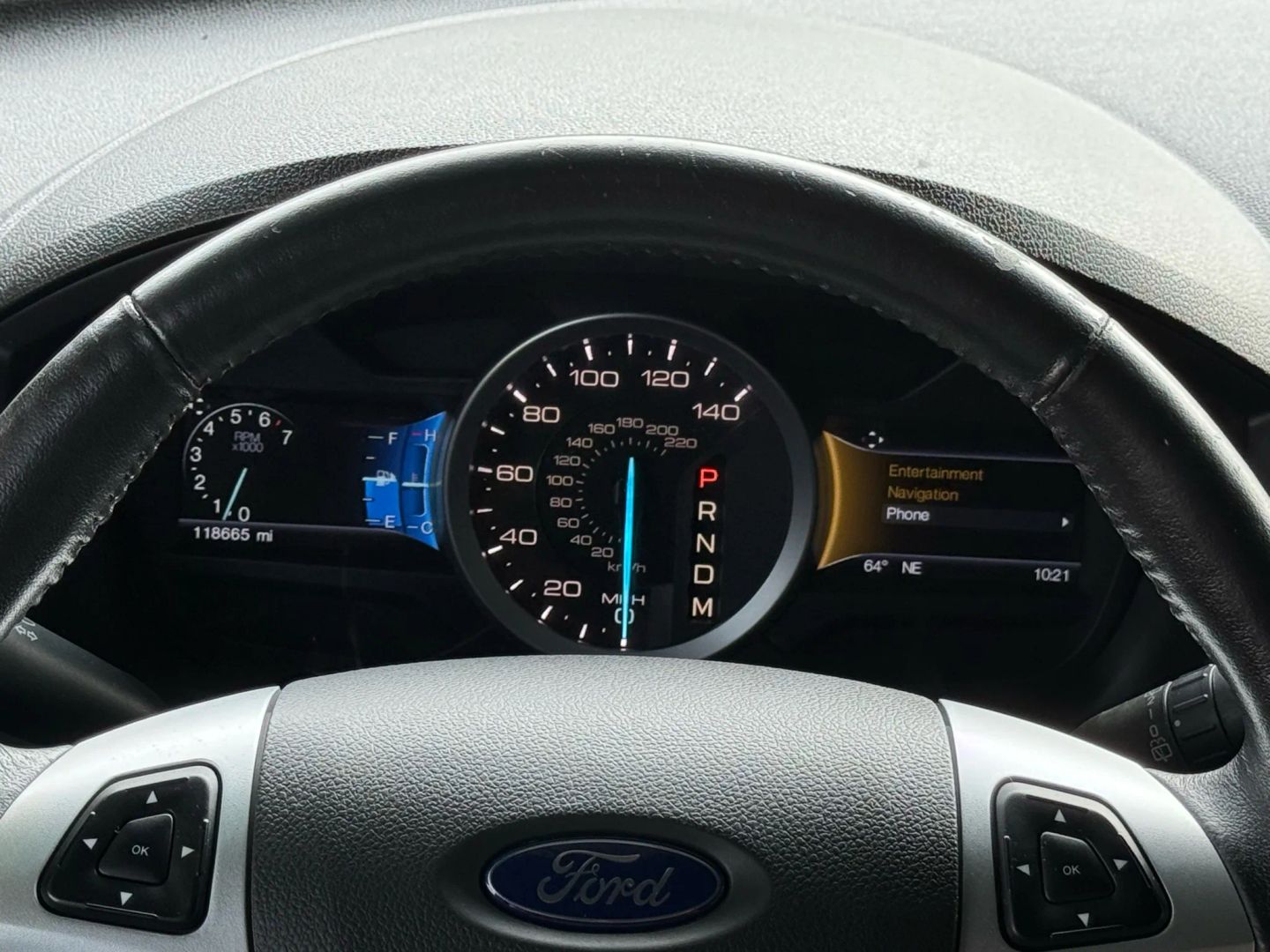 2015 Ford Explorer - Image 38