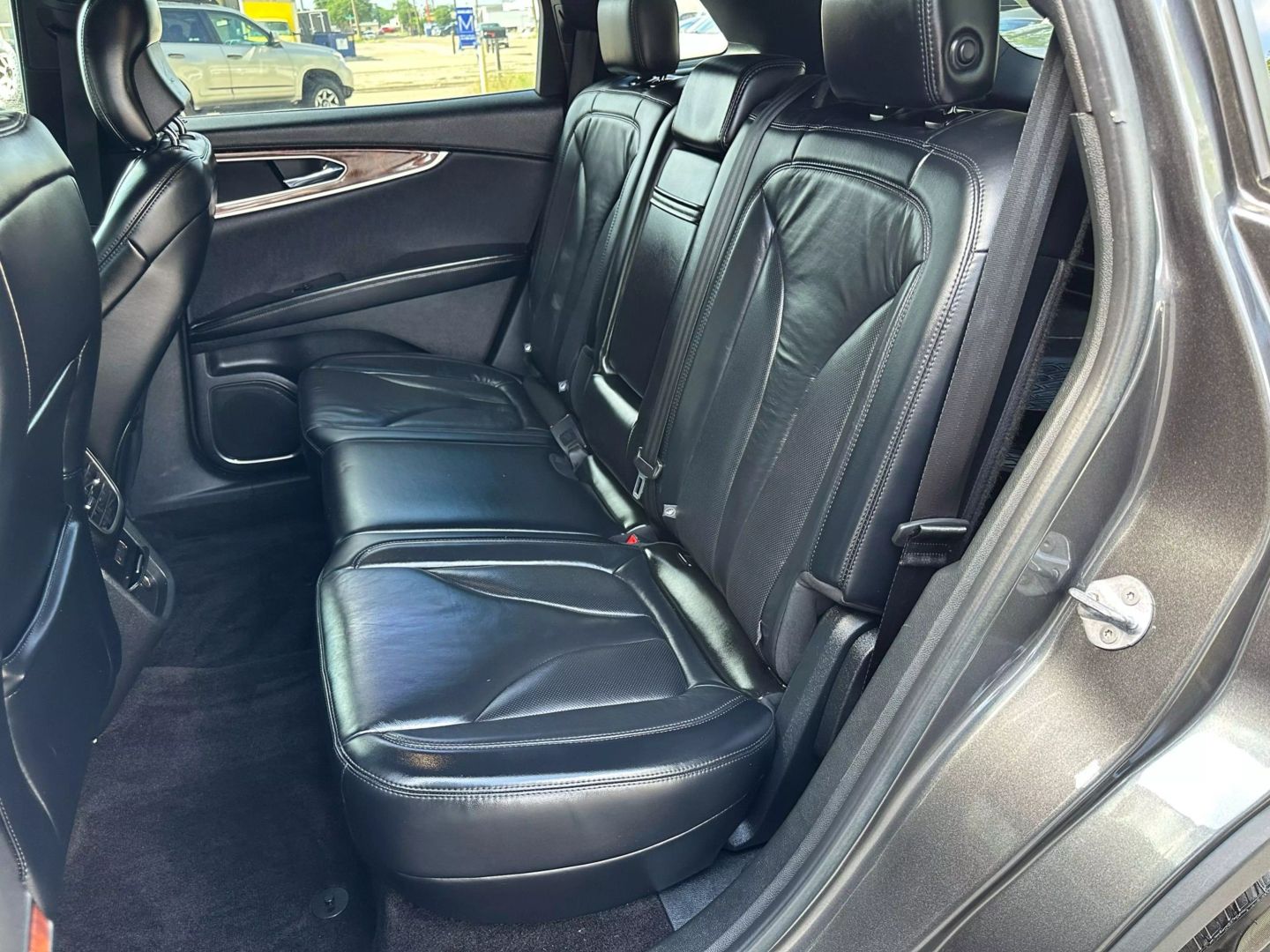 2018 Lincoln Mkx - Image 22