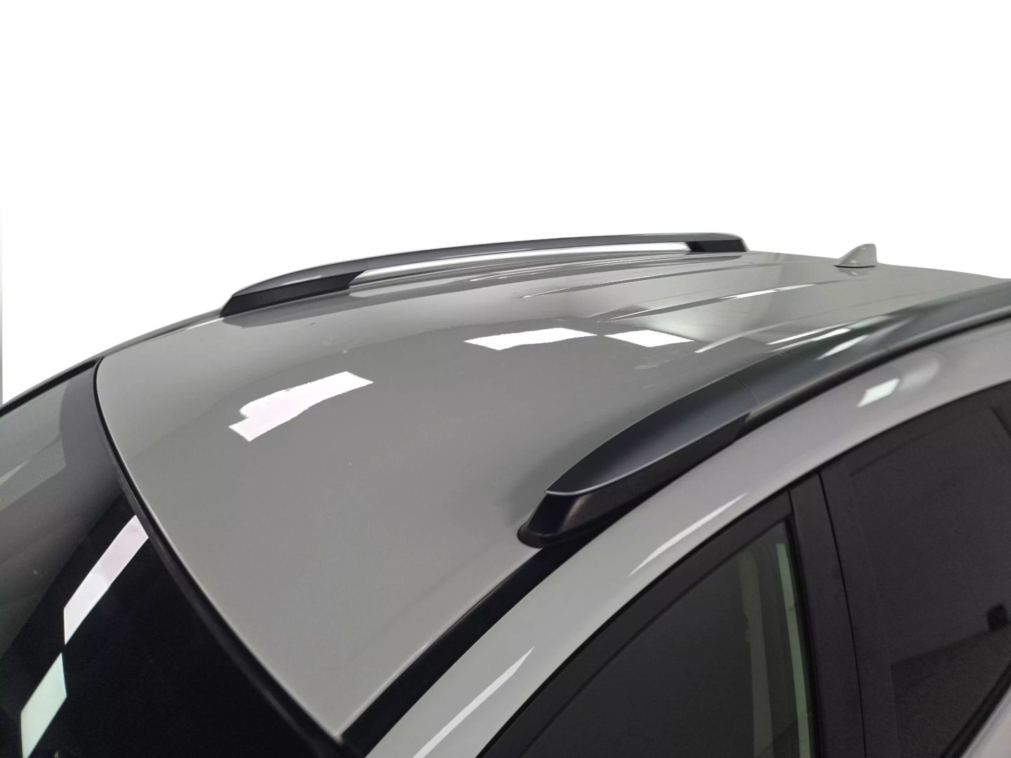 2018 Toyota Rav4 - Image 12