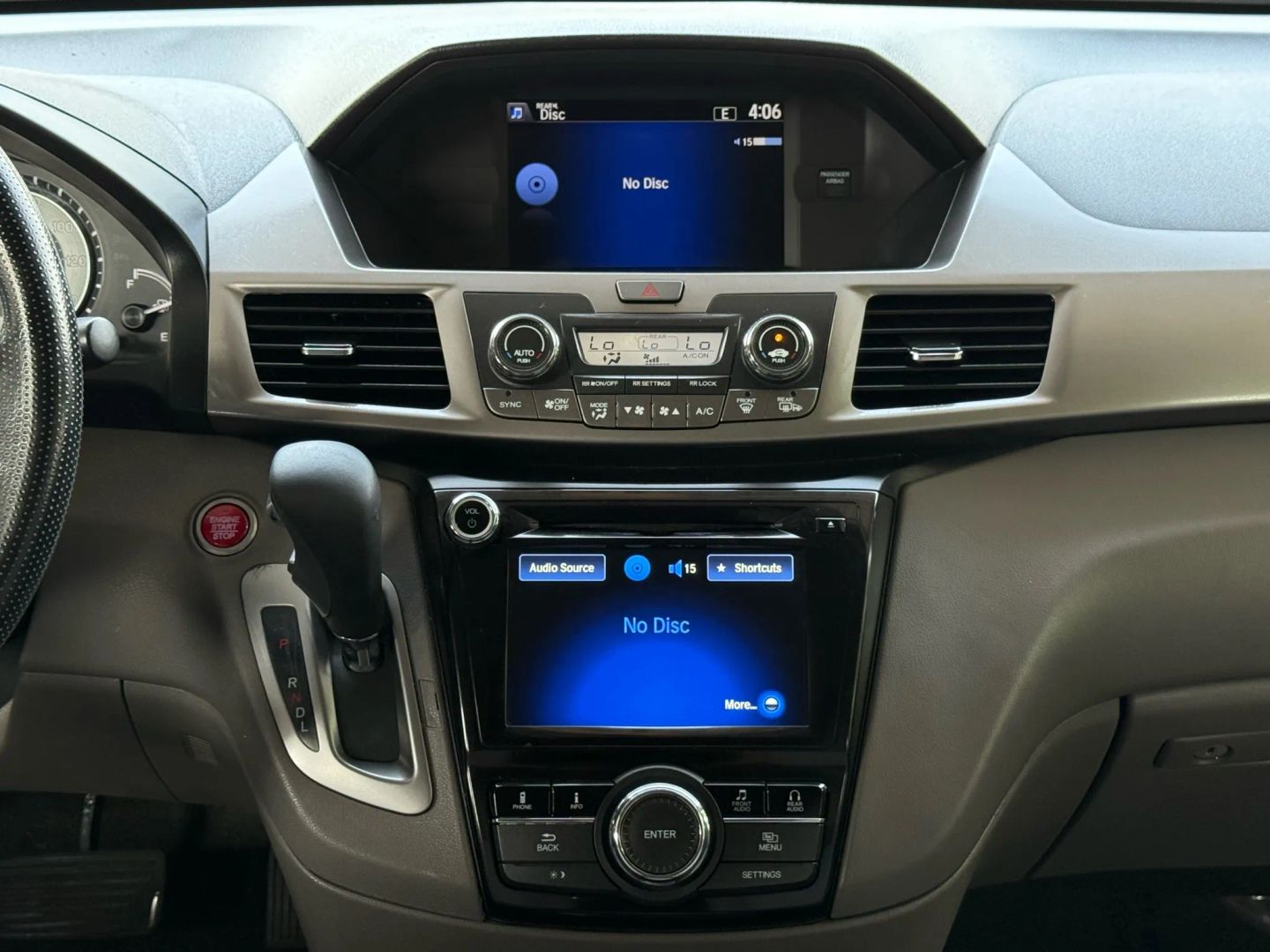 2016 Honda Odyssey - Image 27