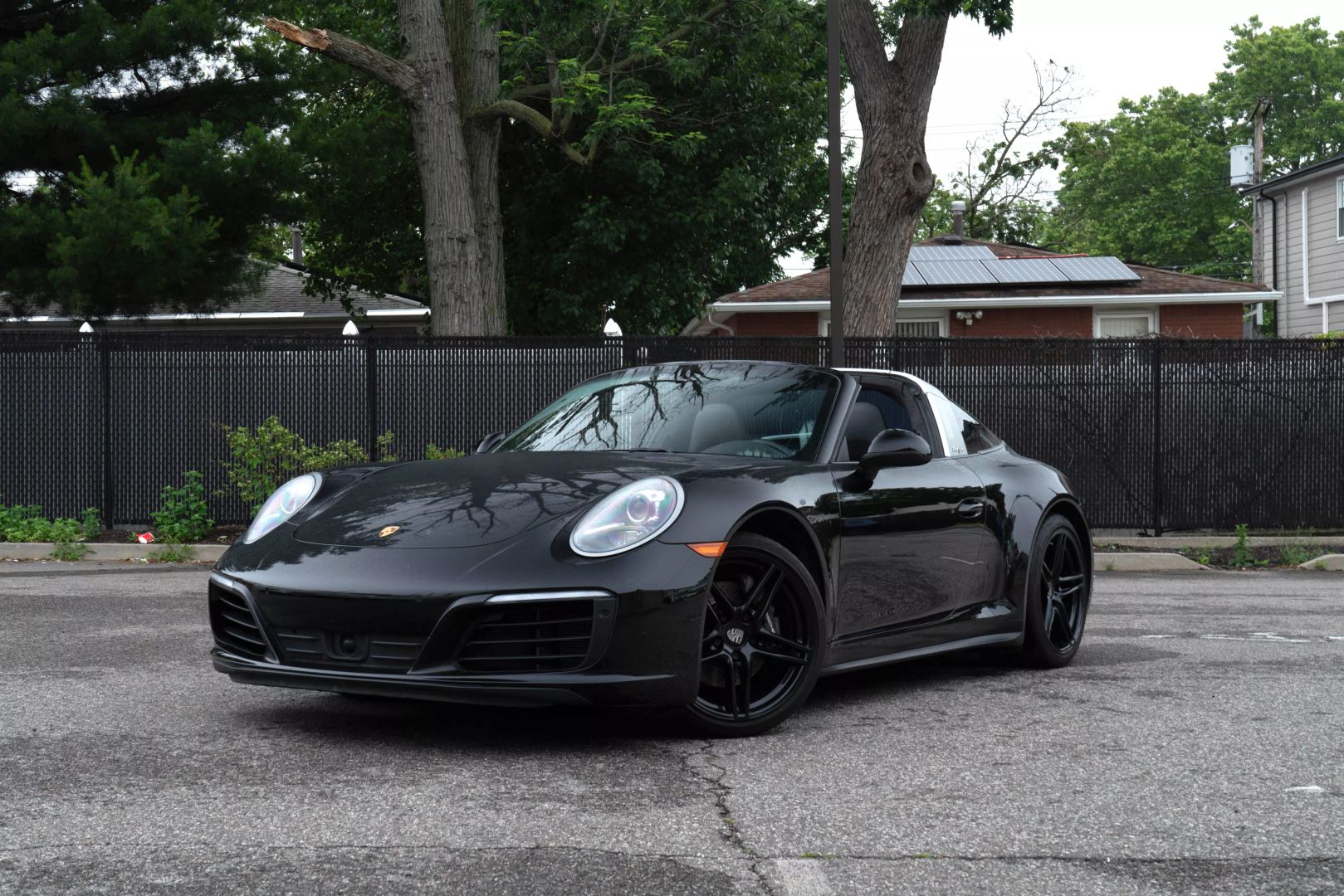 2018 Porsche 911 - Image 1