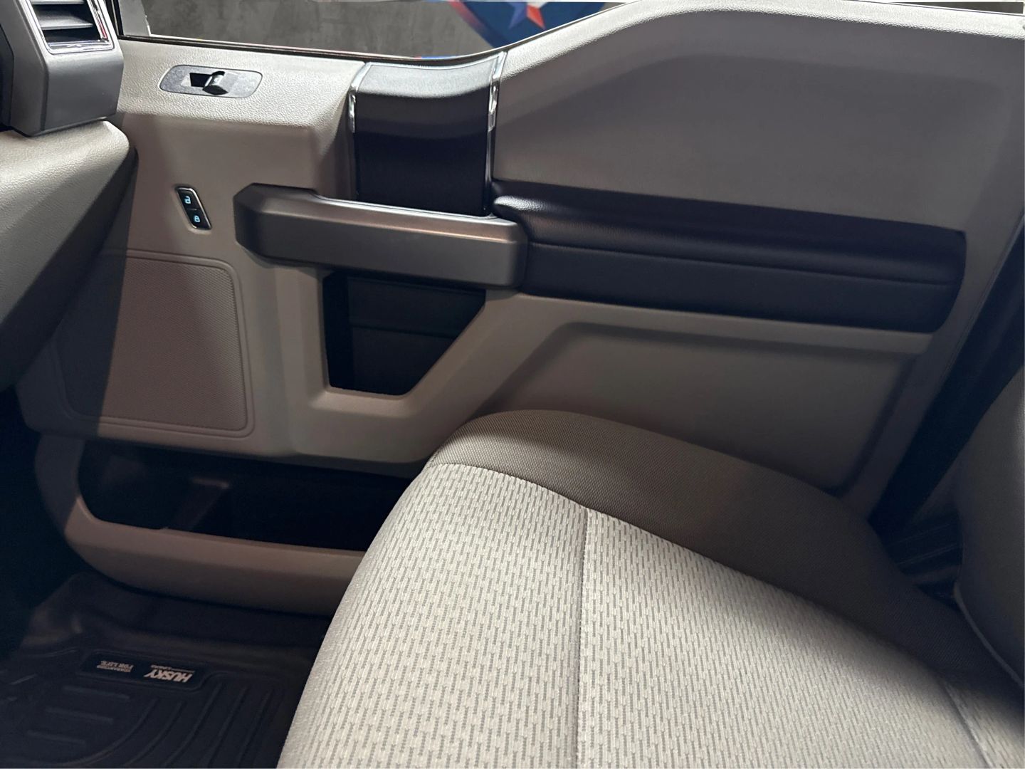 2017 Ford F250 Super Duty Crew Cab - Image 36