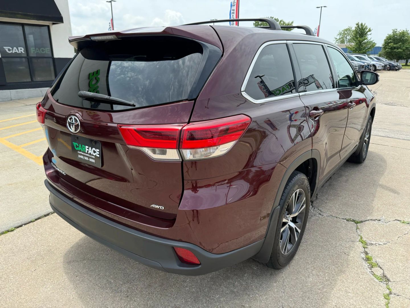2019 Toyota Highlander - Image 13