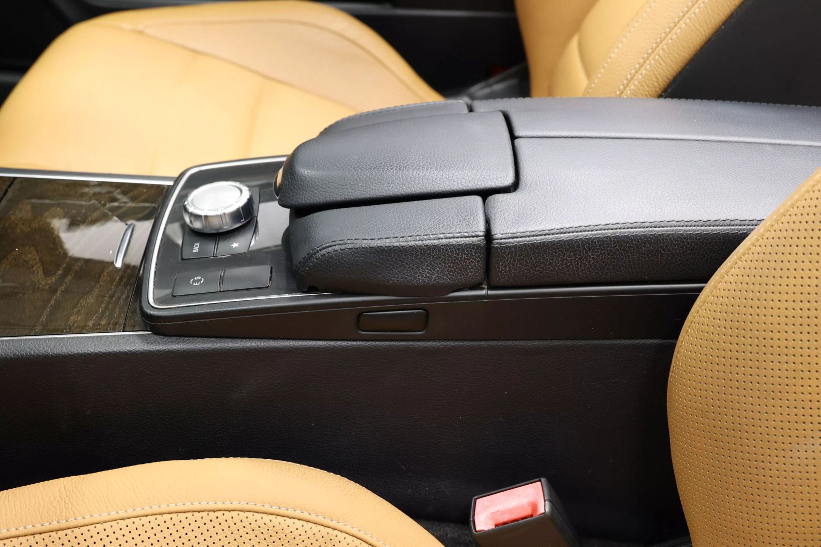 2014 Mercedes-benz E-class - Image 38
